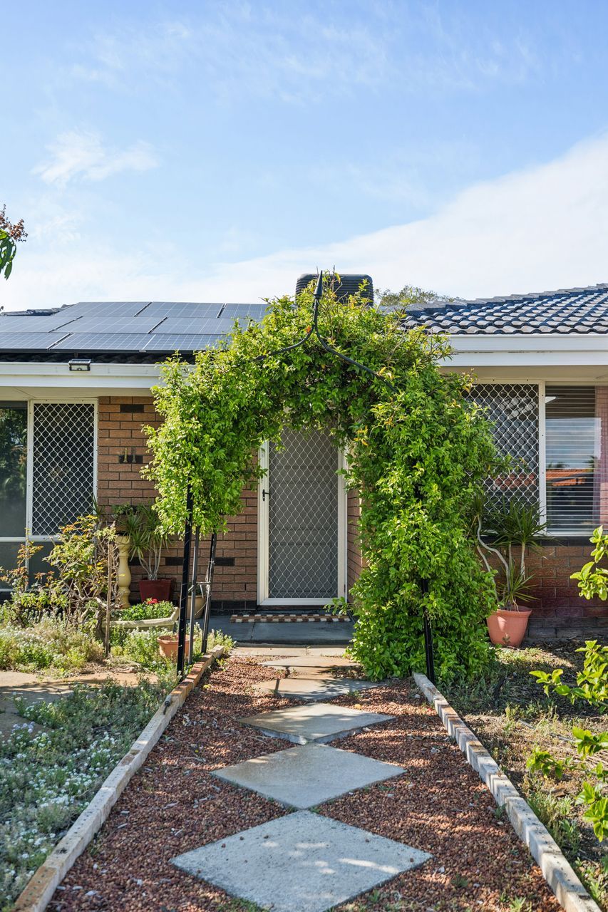 11 Reach Place, Huntingdale, WA 6110