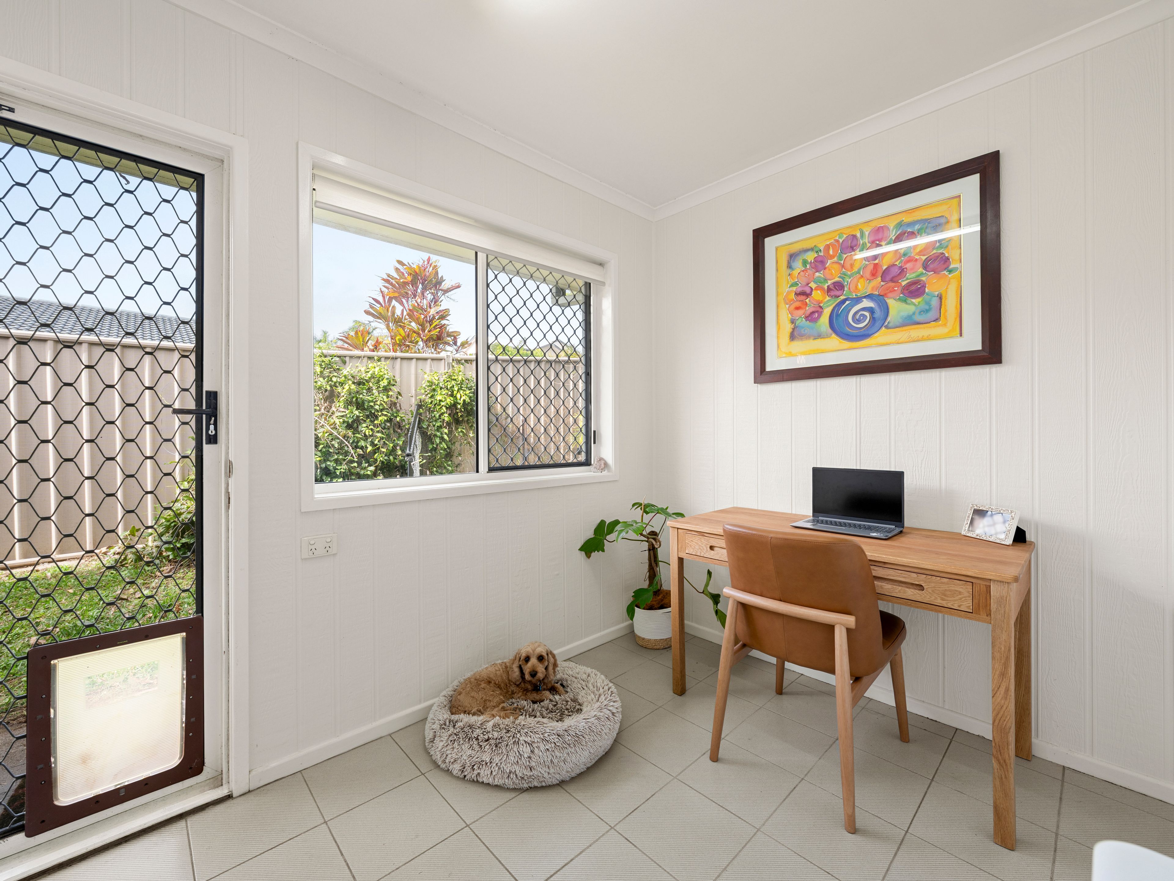 10 Woodlands Crescent — photo 18 of 21
