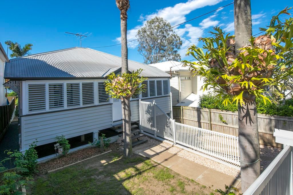 15 Miles Street, Hawthorne, QLD 4171