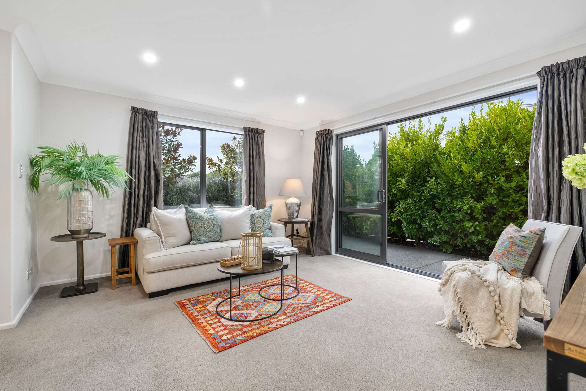 4/37 Huxley Street photo 6