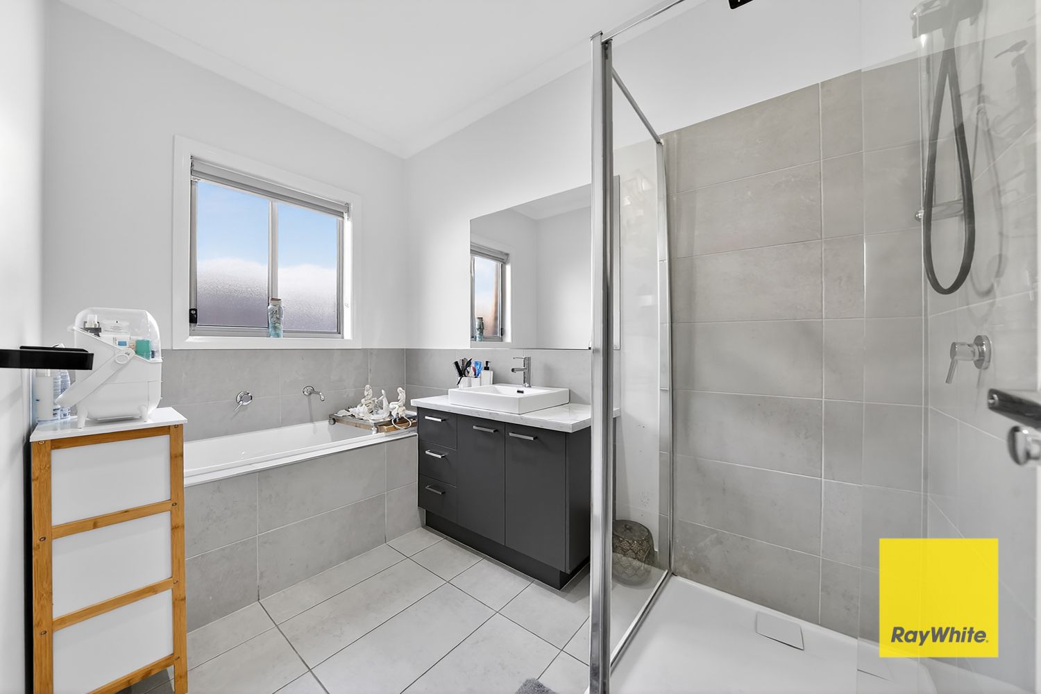 21 Guthrie Drive — photo 10 of 14