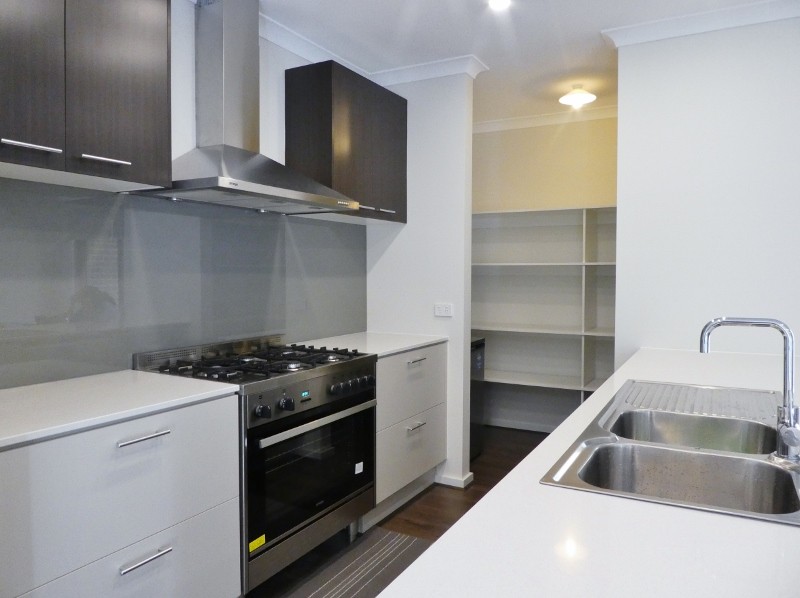 46 Butternut Drive, Lyndhurst, VIC 3975