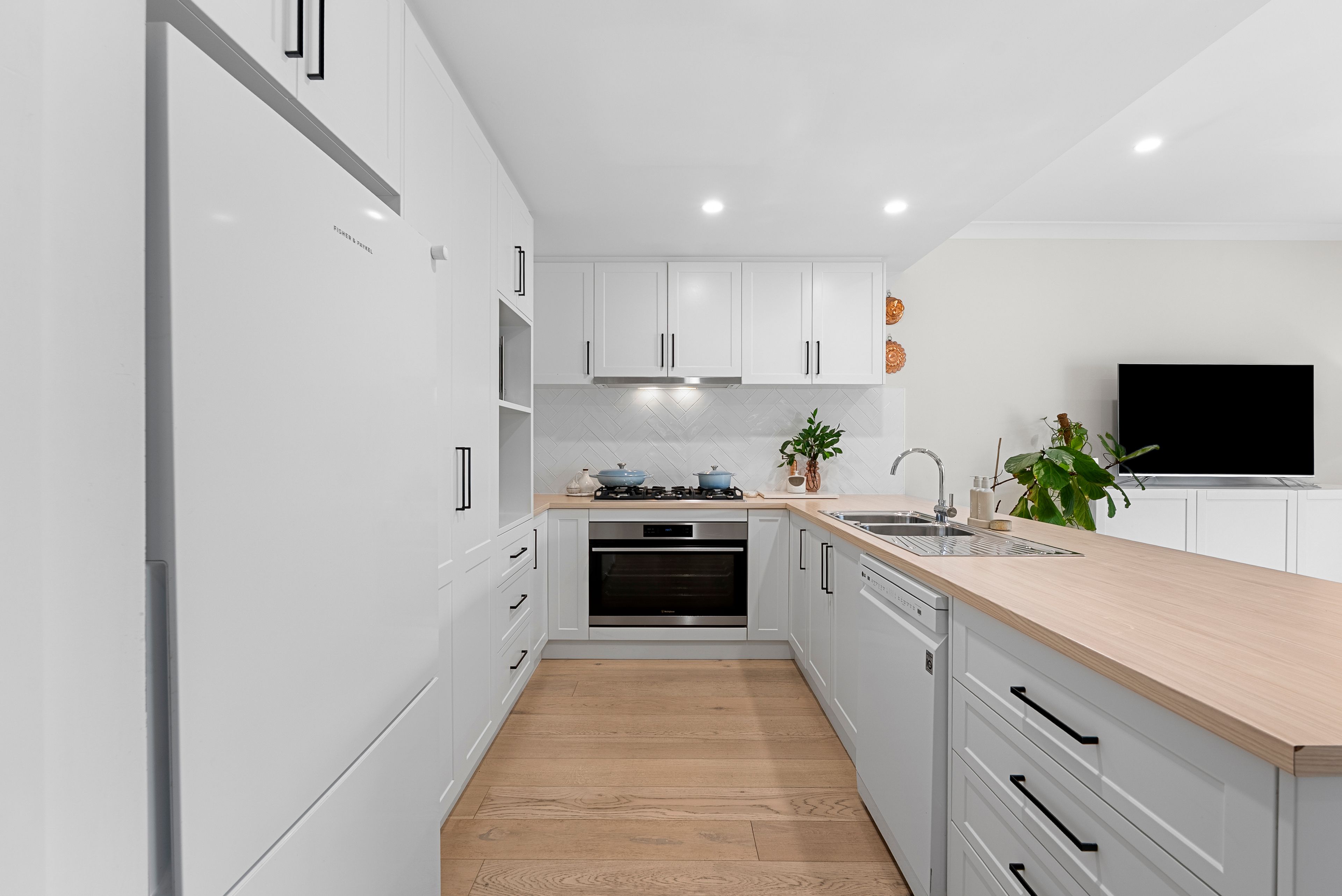 13A Fiscom Avenue — photo 13 of 23