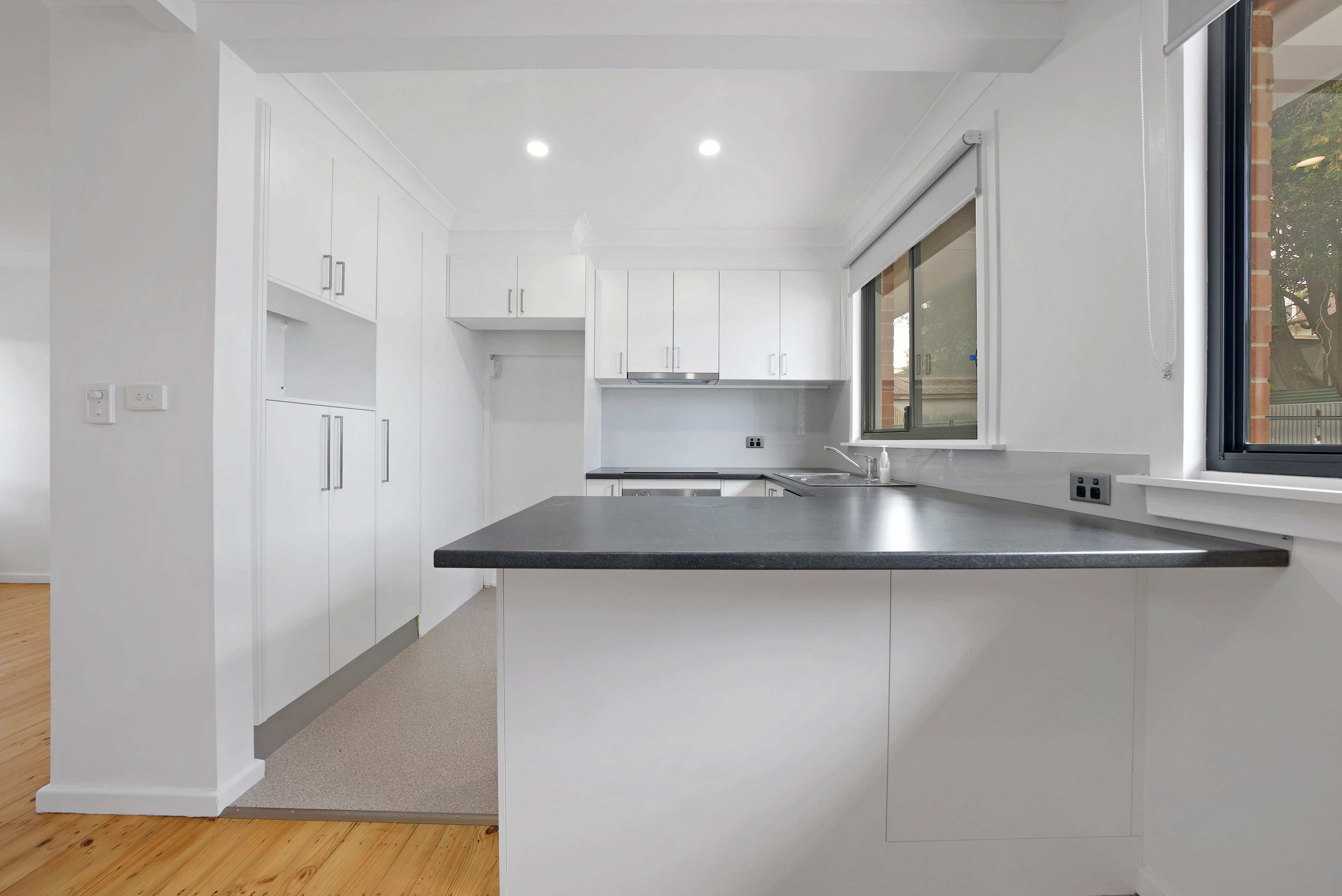 19 Alexander Avenue, Caves Beach, NSW 2281