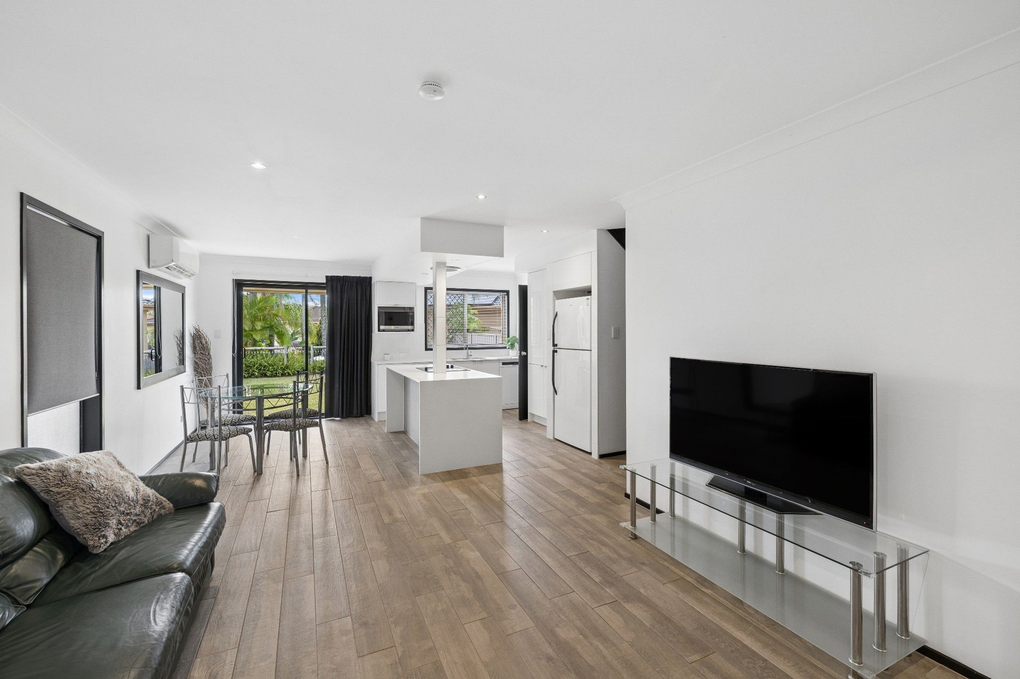 146/31 Usher Avenue, Labrador, QLD 4215