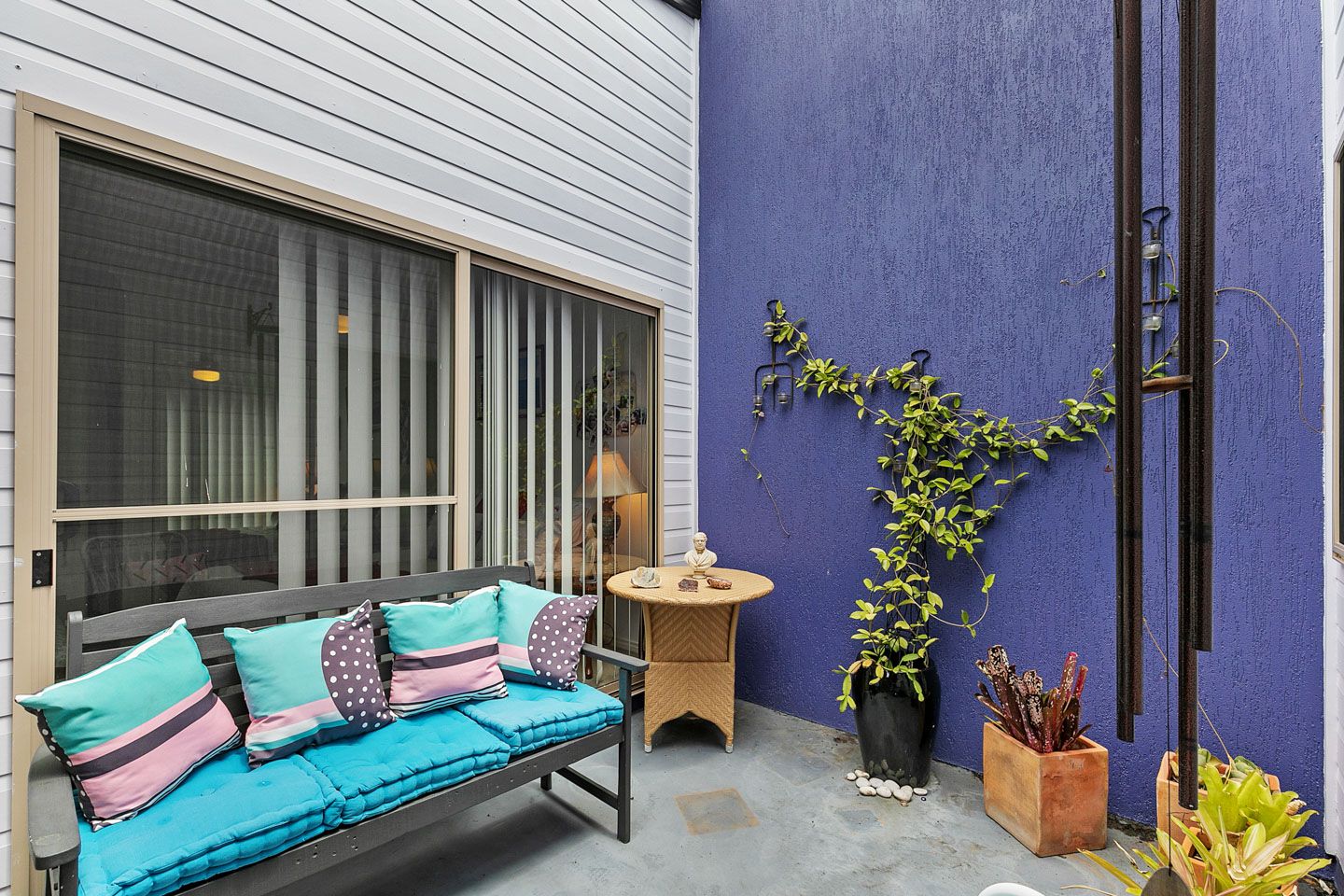 1/6 Golden Grove Court, Eli Waters, QLD 4655