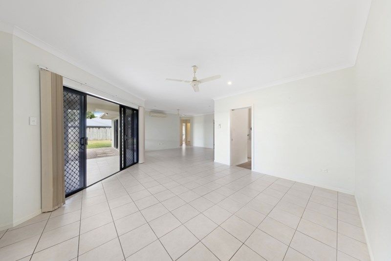 77 Roberts Drive, Trinity Beach, QLD 4879
