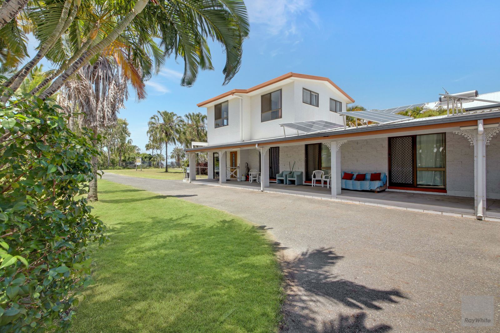 934-940 Scenic Highway, Kinka Beach, QLD 4703