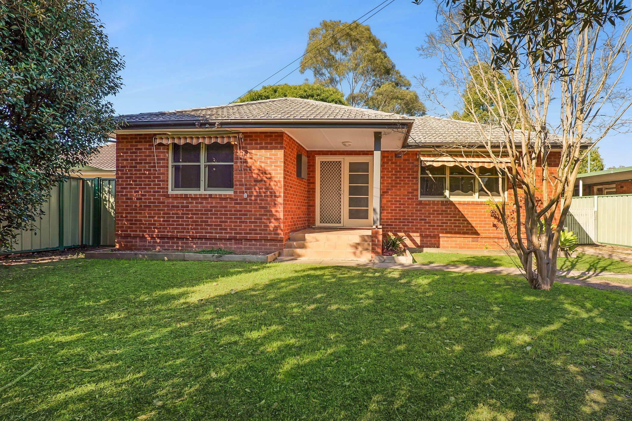 20 Luttrell Street — photo 12 of 12
