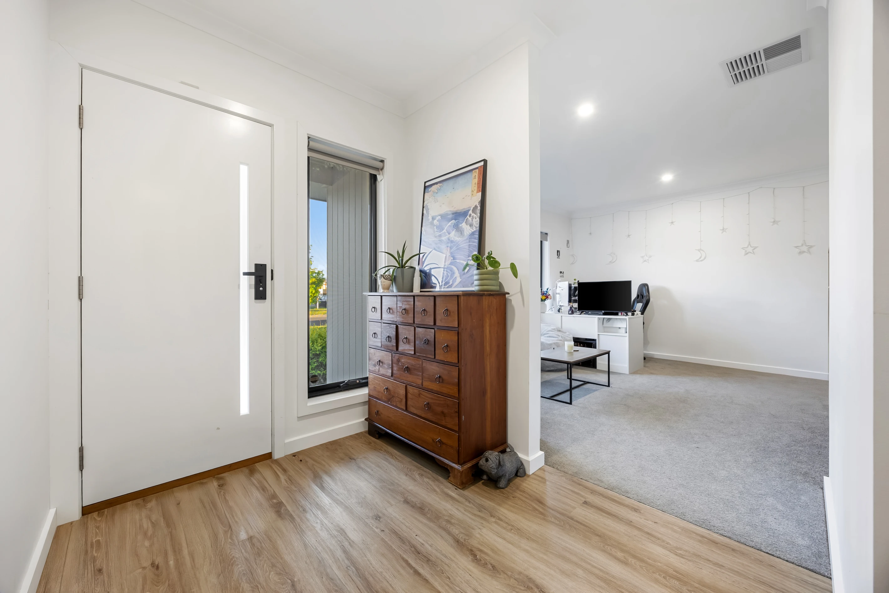 11 Moore Way, Lucas, VIC 3350