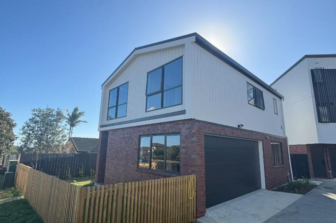 796 Chapel Road, Northpark, Manukau City