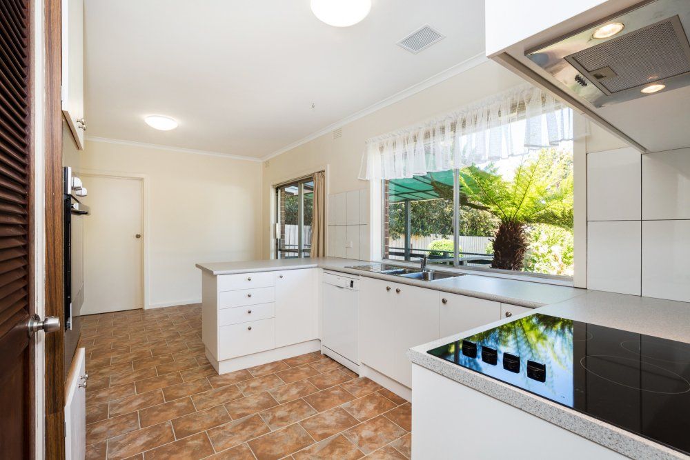 3 Kingston Street, Ferntree Gully, VIC 3156