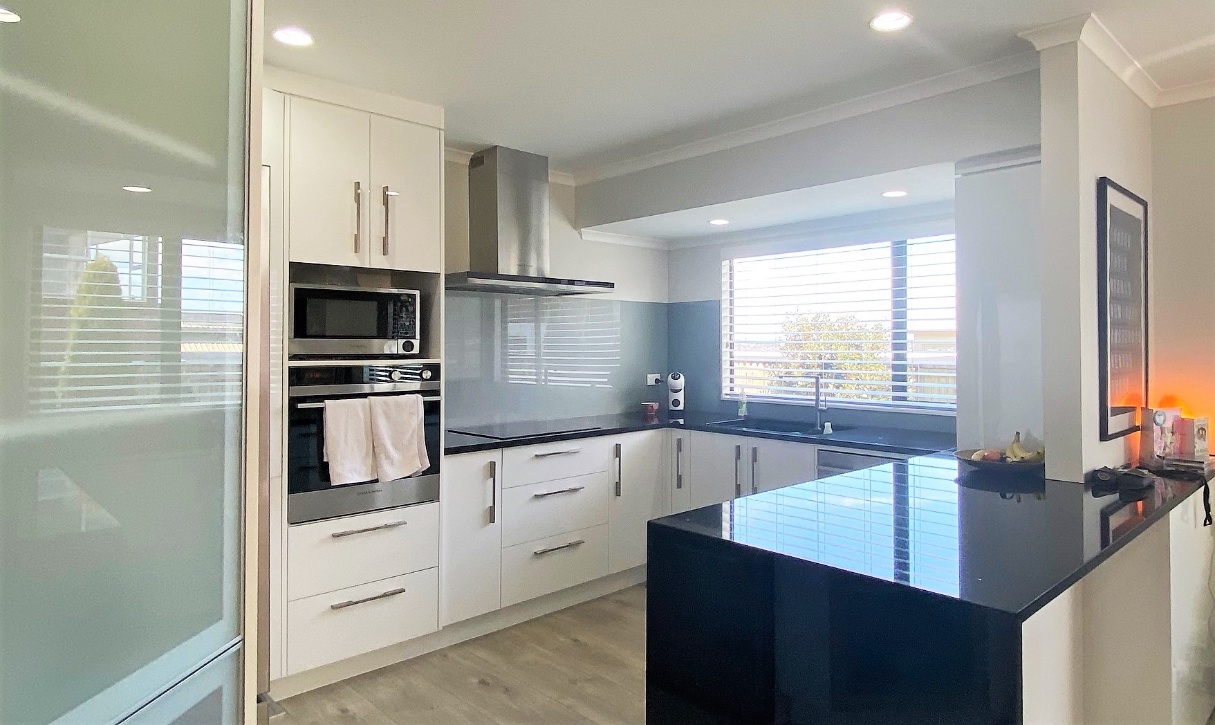 2/164 East Coast Road, Forrest Hill, North Shore City