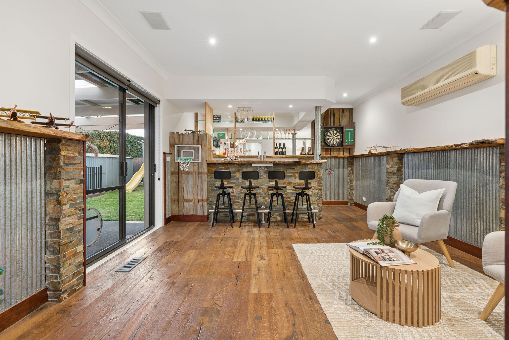 8 Burgess Drive — photo 13 of 21