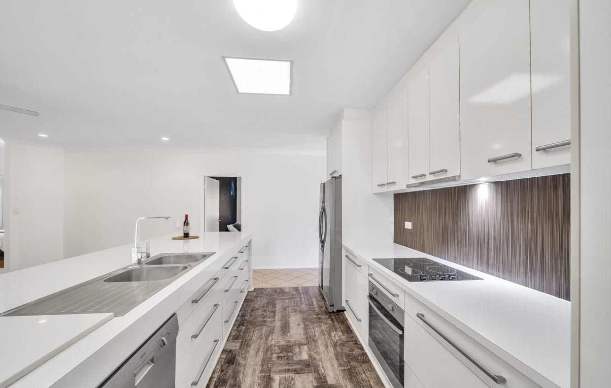 3 Village Terrace, Redlynch, QLD 4870