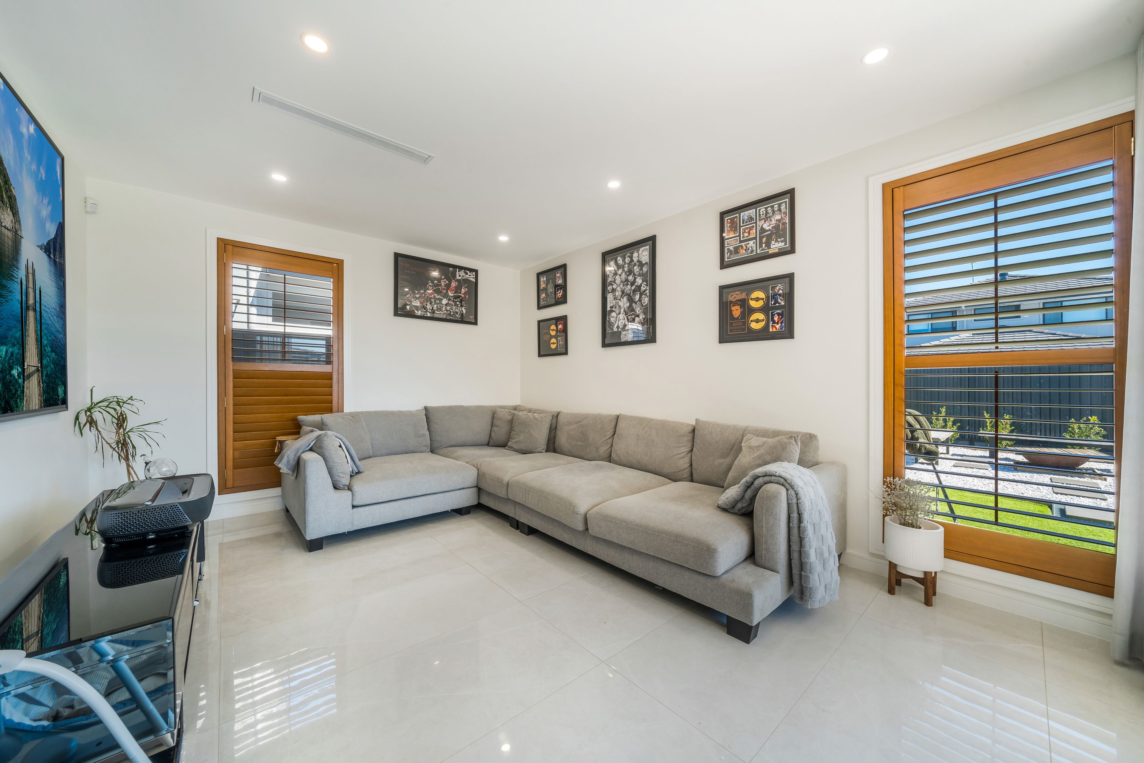 26 Parhelion Street — photo 14 of 21