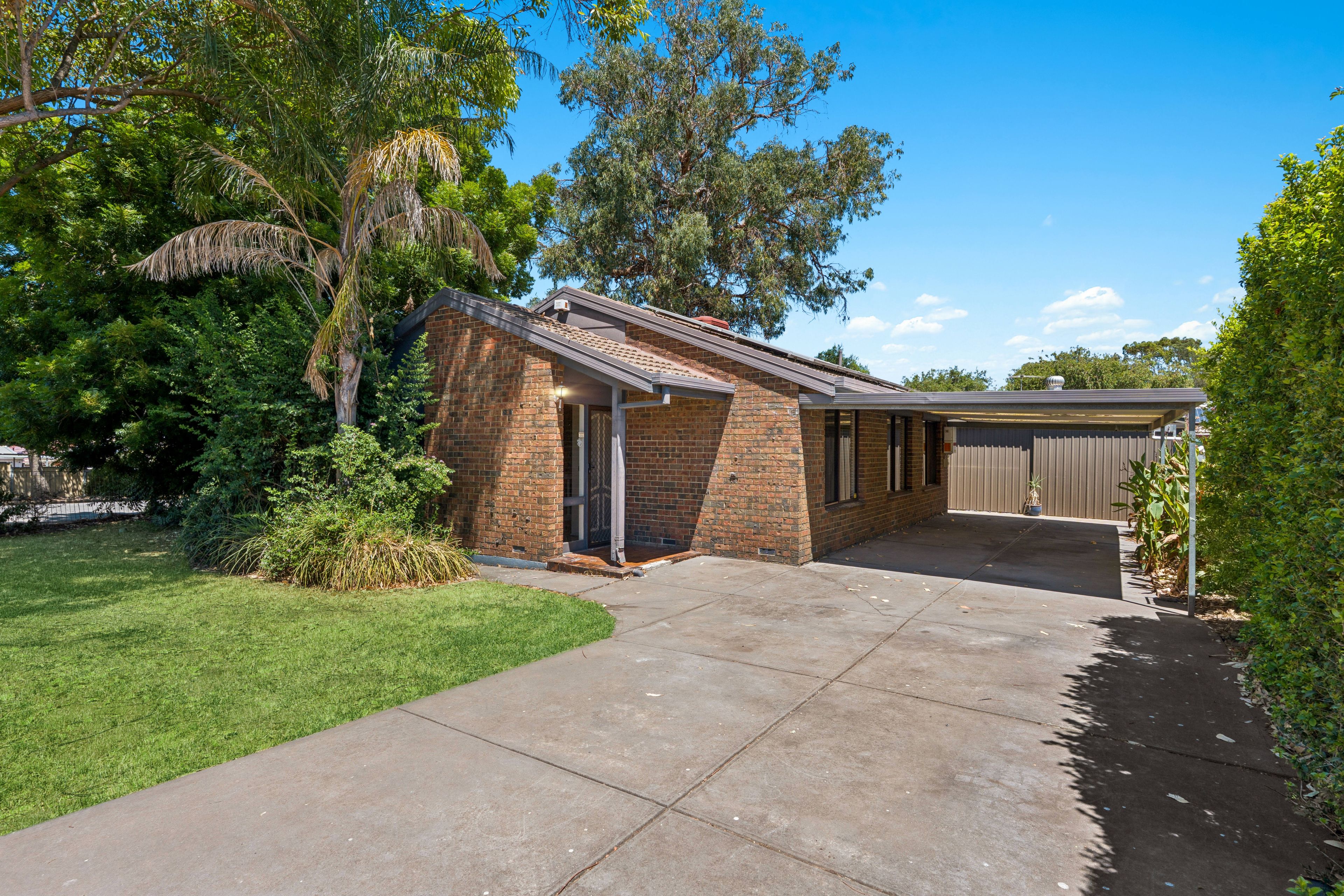 122 Adams Road, Trott Park, SA 5158 - Sold House - Ray White Glenelg ...