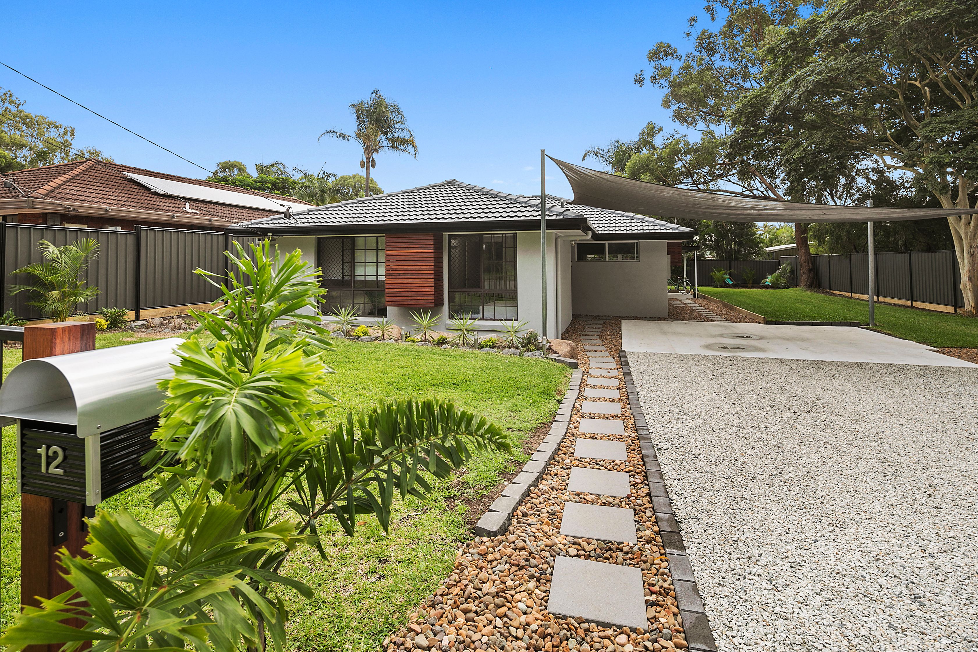 12 Frank Street, Thorneside QLD 4158