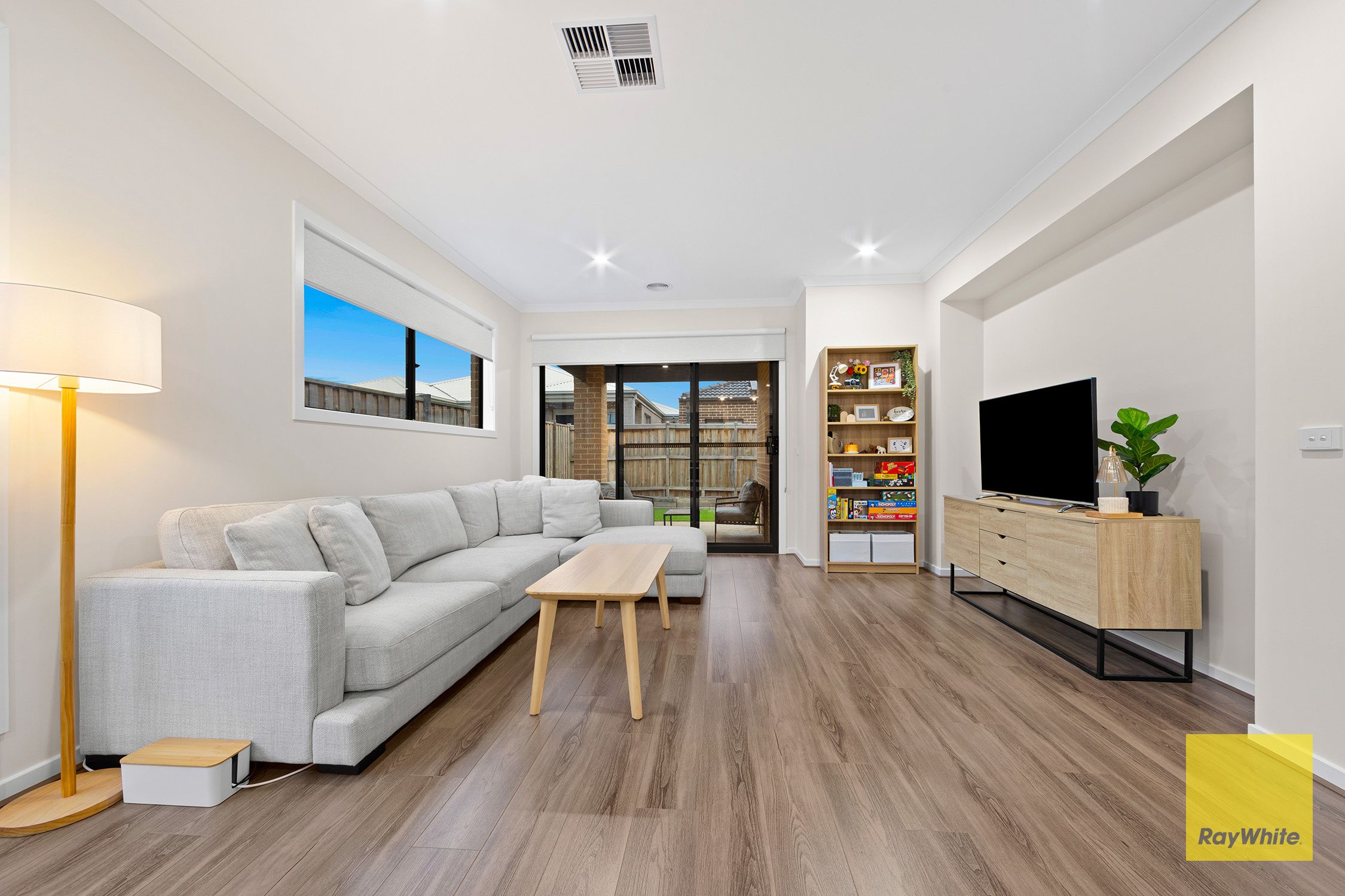 11 Burridge Street — photo 7 of 20