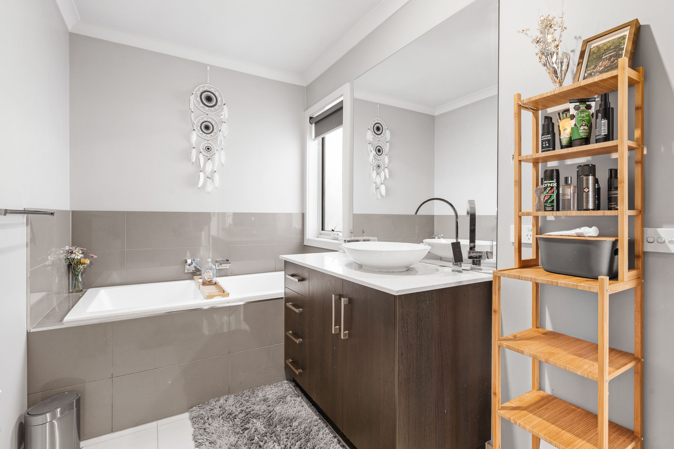 23 Naomi Street — photo 10 of 11
