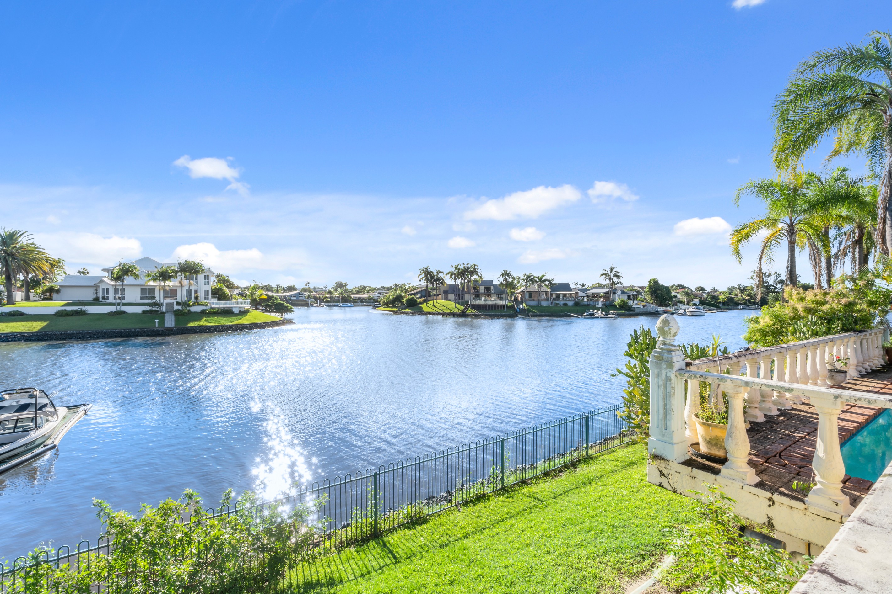 28 Claymore Crescent, Sorrento, QLD 4217