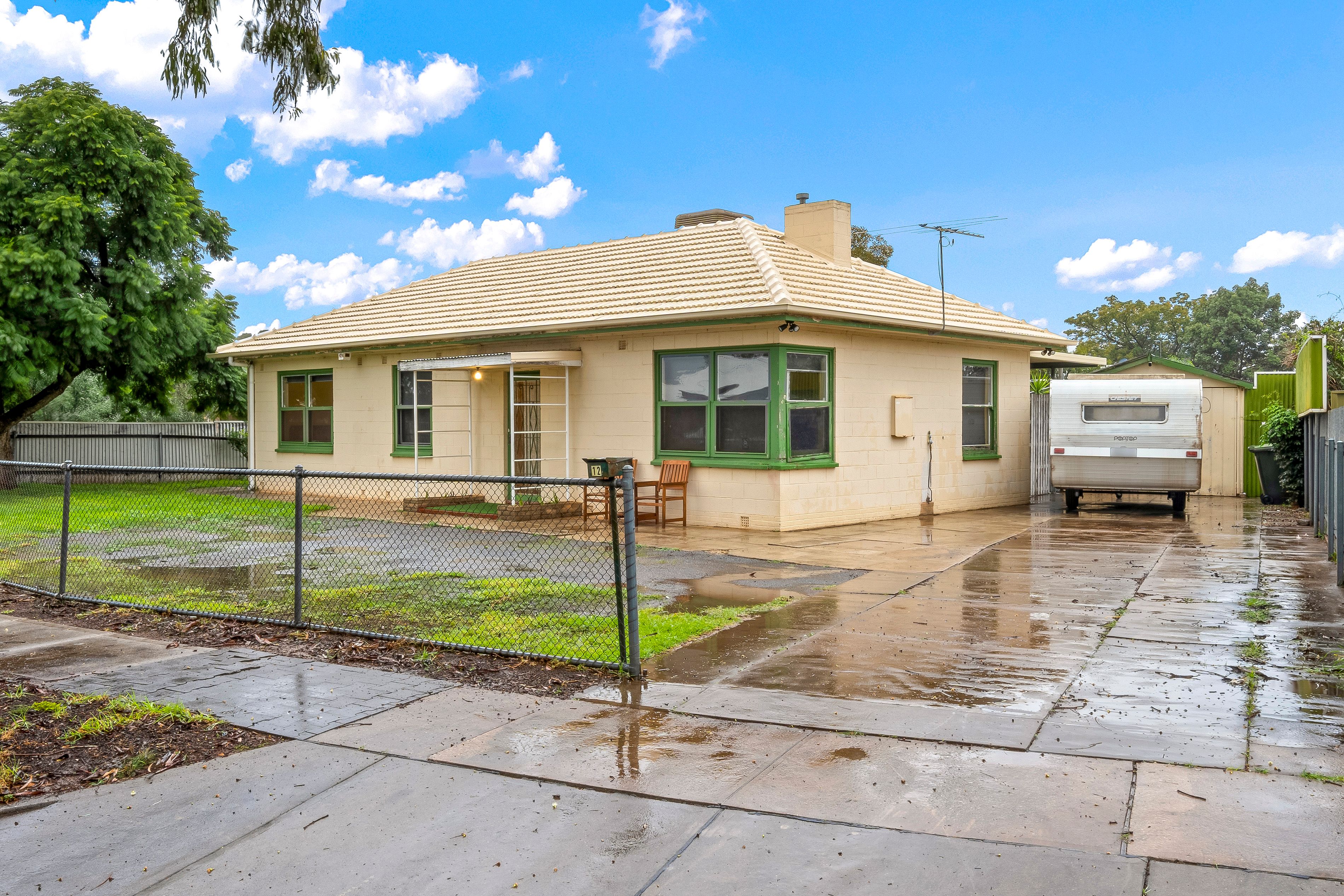 12 Thompson Street, Elizabeth South SA 5112