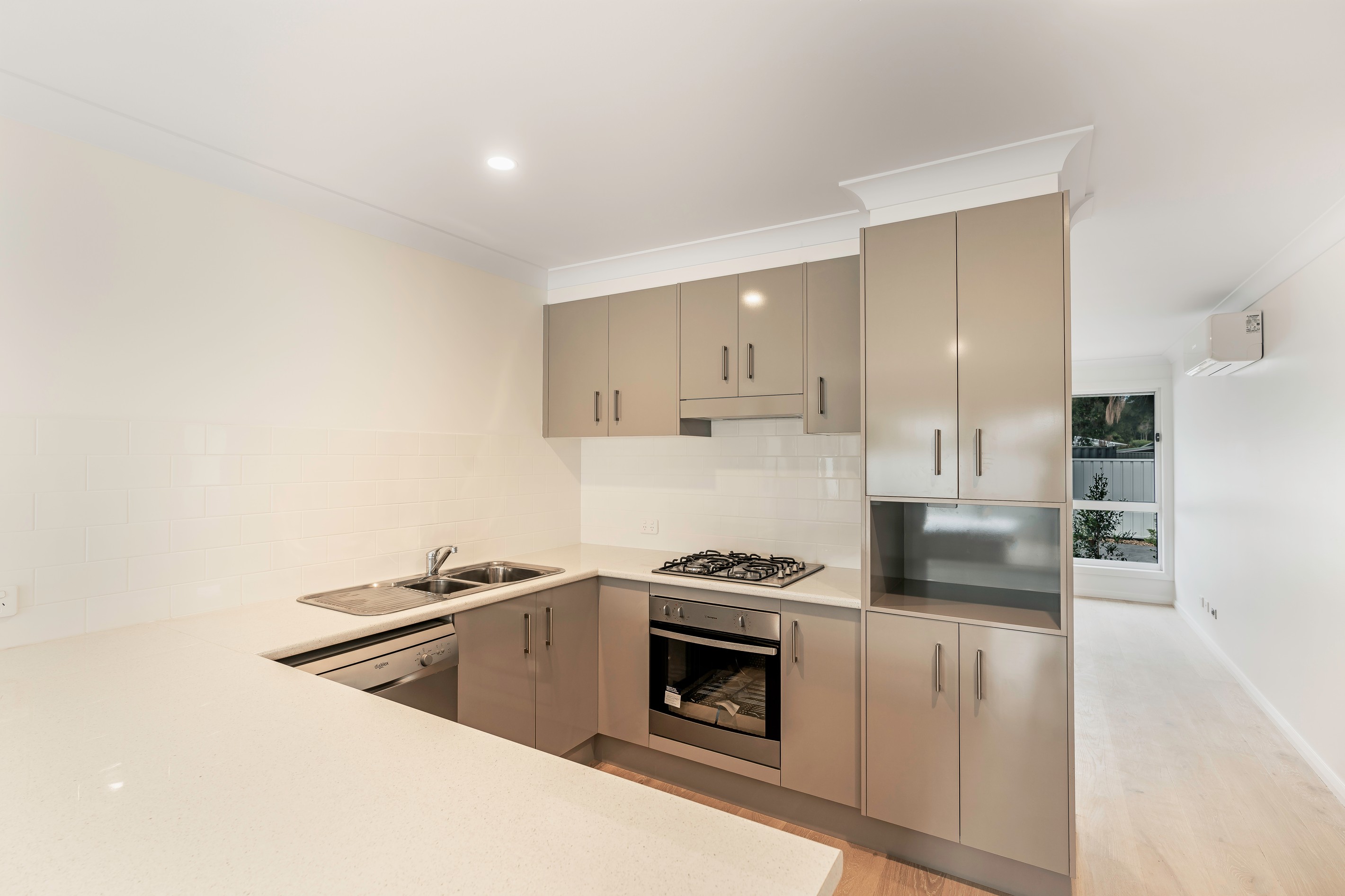 2/110 West Crescent, Culburra Beach, NSW 2540