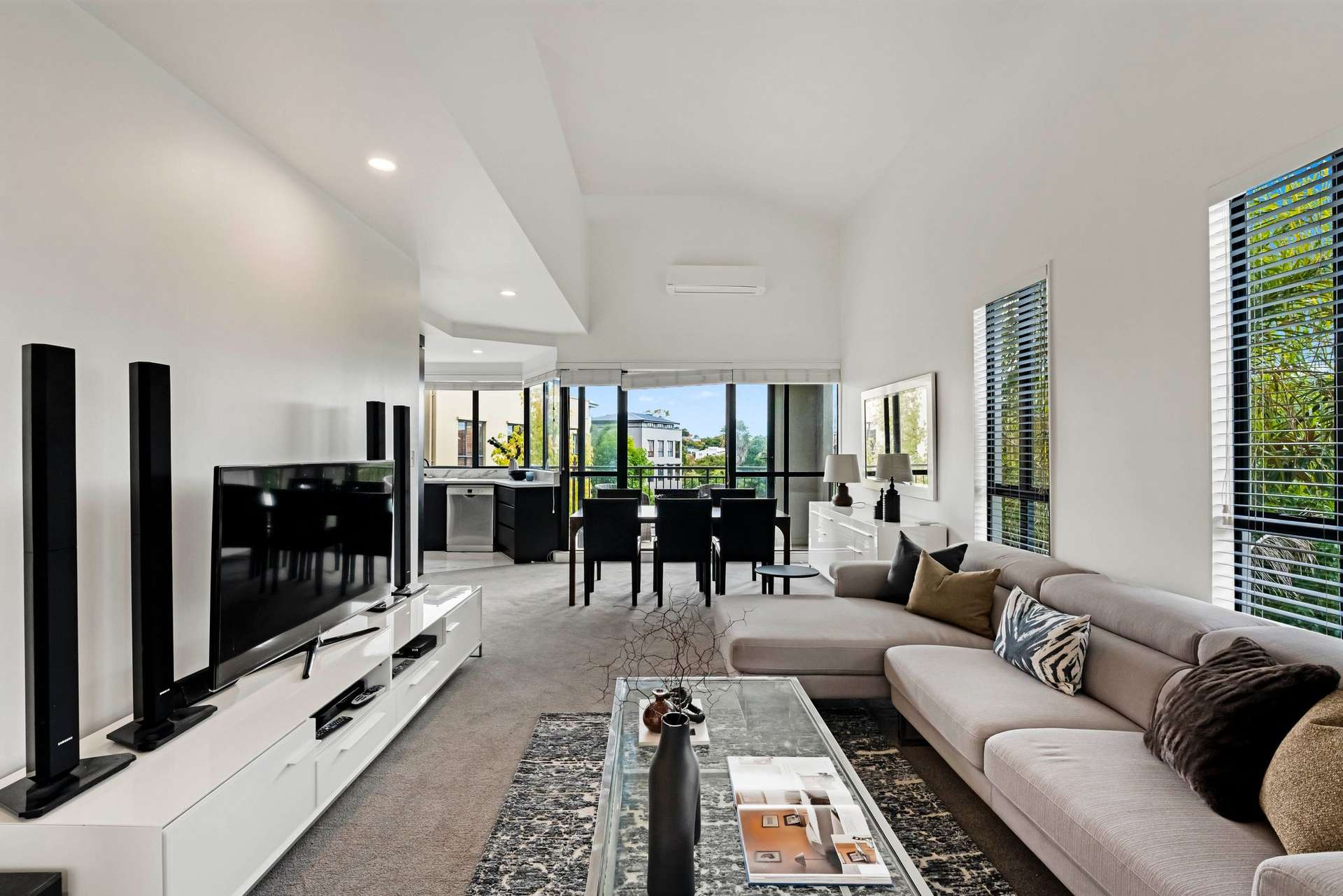 2A/1 Furneaux Way photo 1