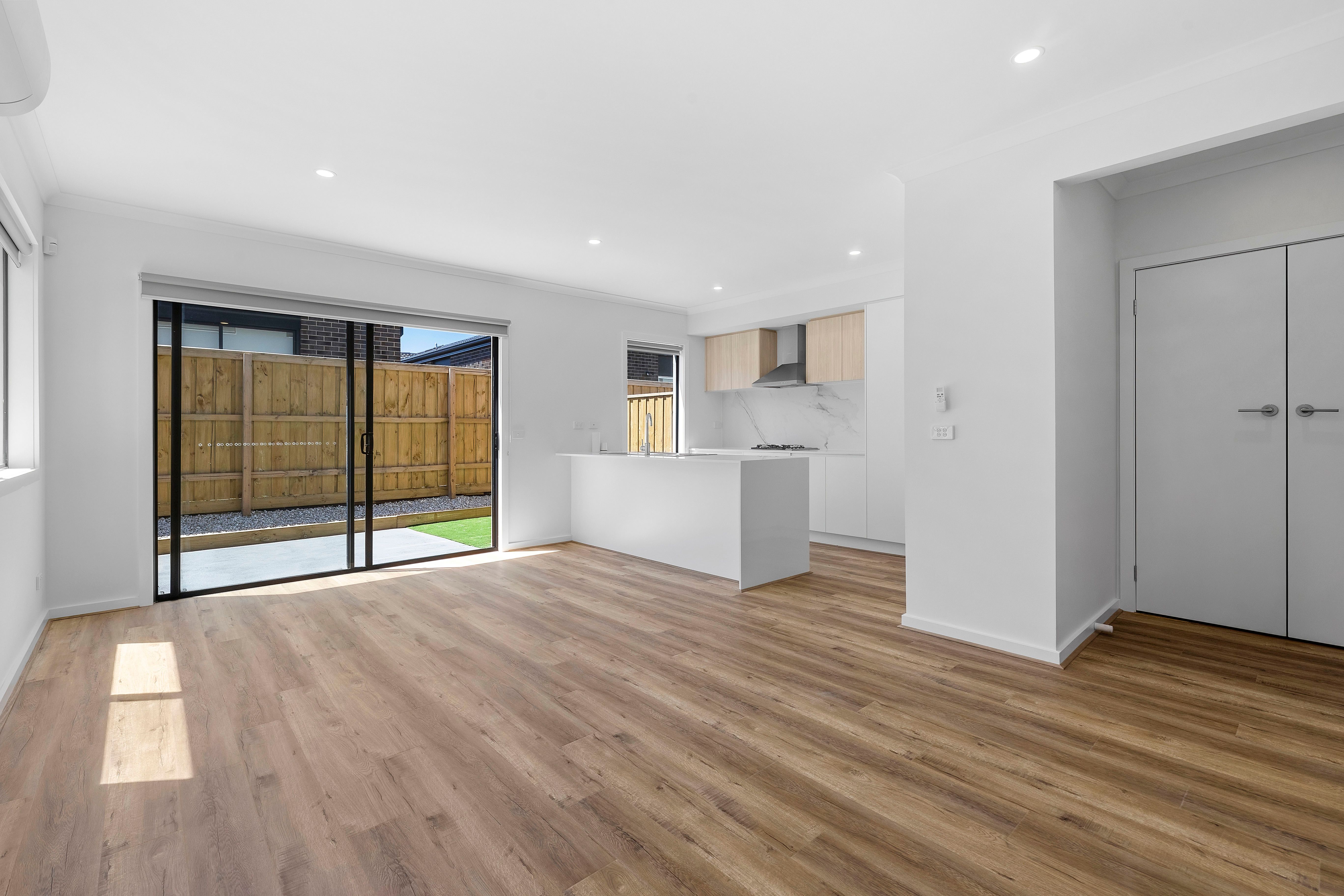 6 Olearia Close — photo 5 of 11