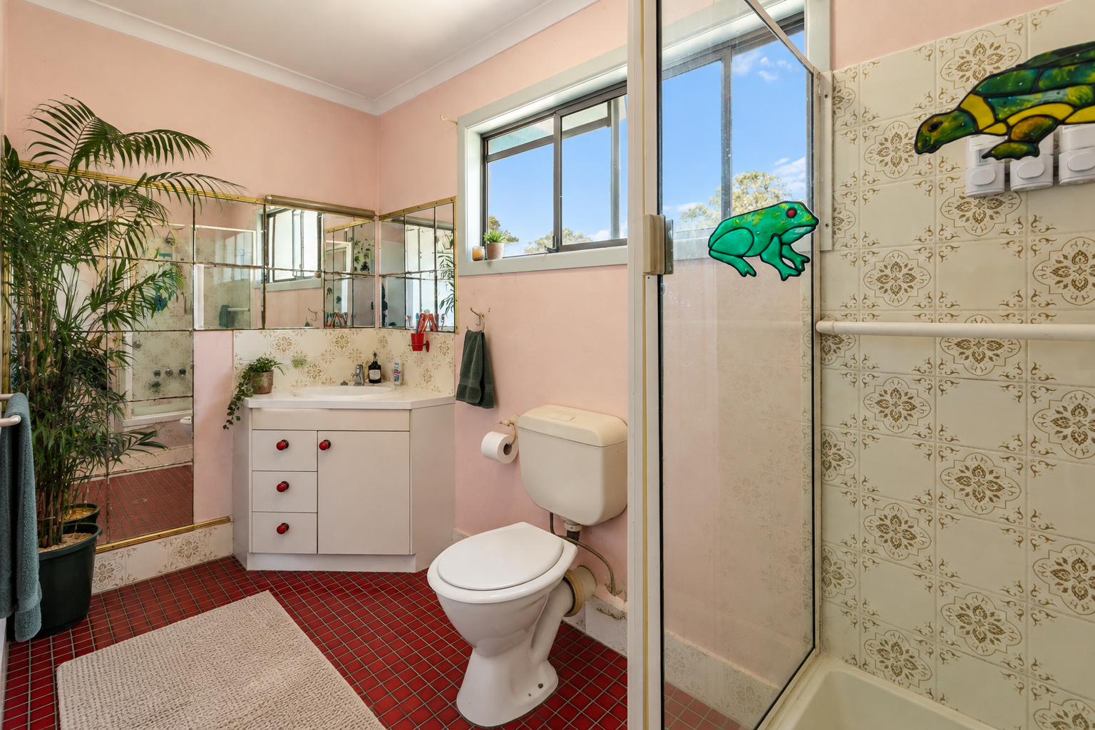 4 Finnegan Boulevard — photo 8 of 15