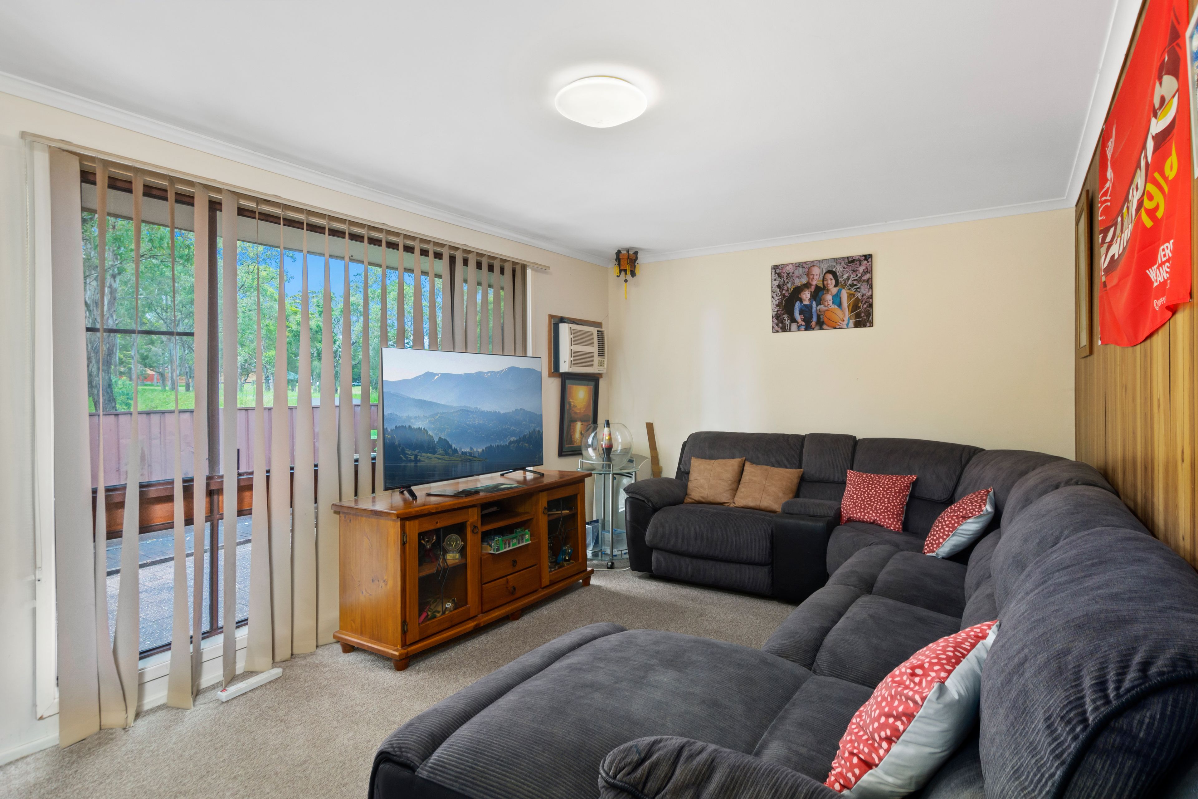 2/34 Horsley Drive, Horsley, NSW 2530