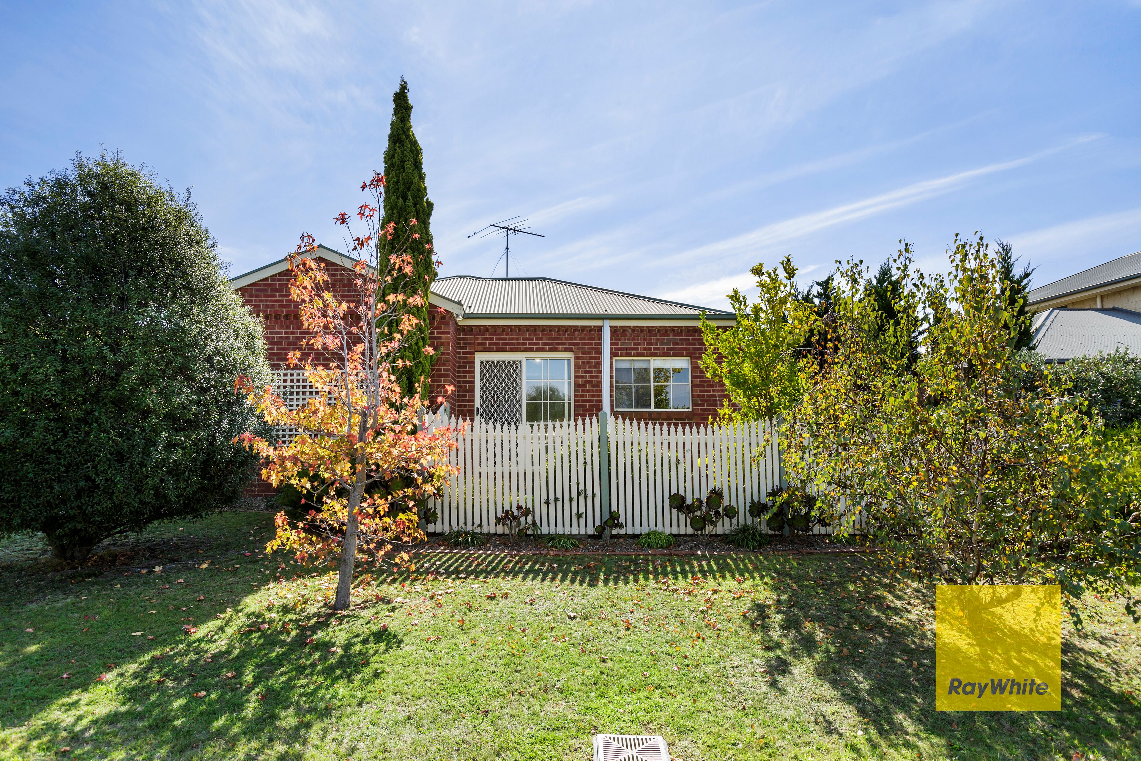 1/13 Hemswell Court, Highton, VIC 3216