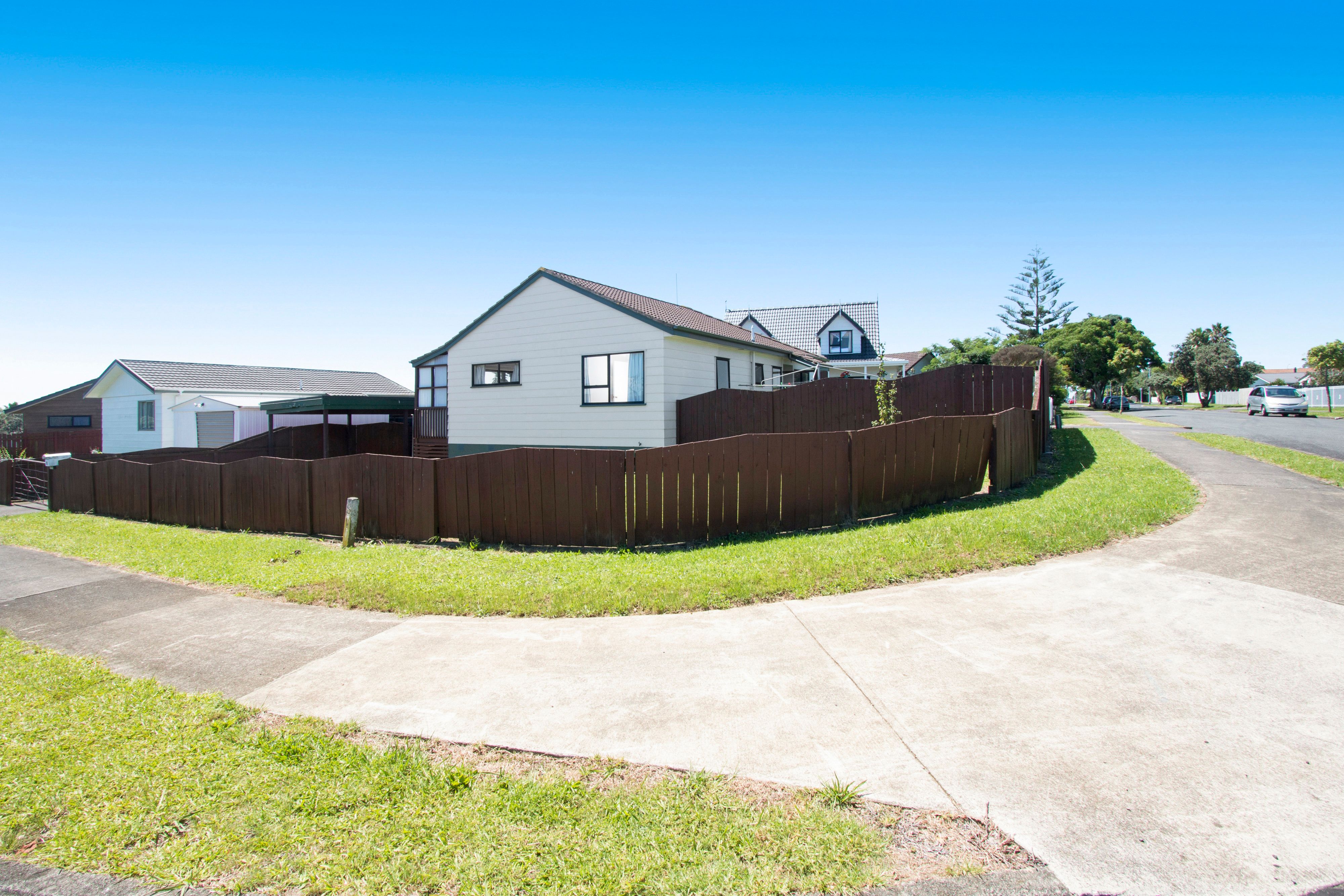 83 Burundi Avenue, Clendon Park, Manukau City
