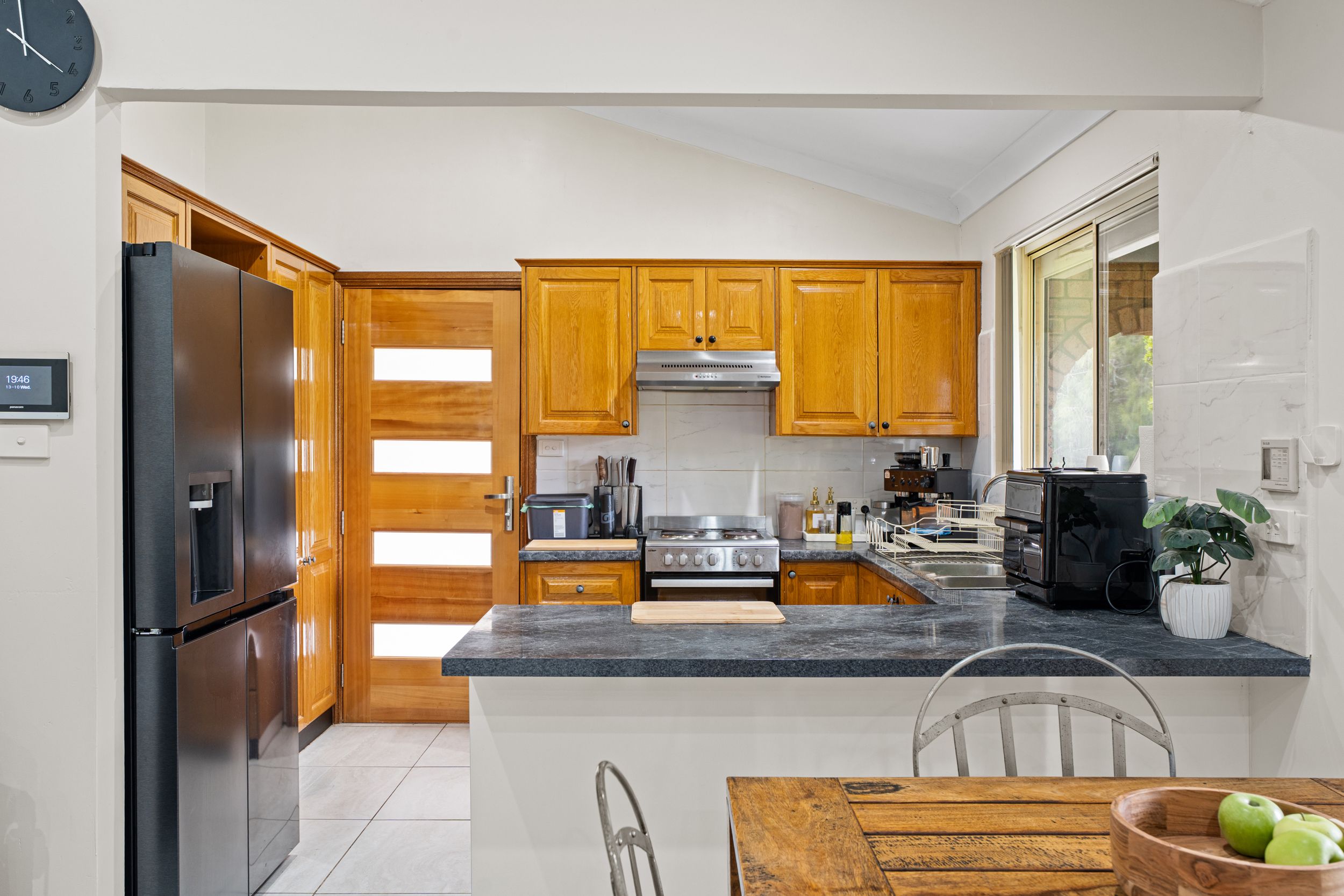 37 Charles Sturt Drive — photo 4 of 20
