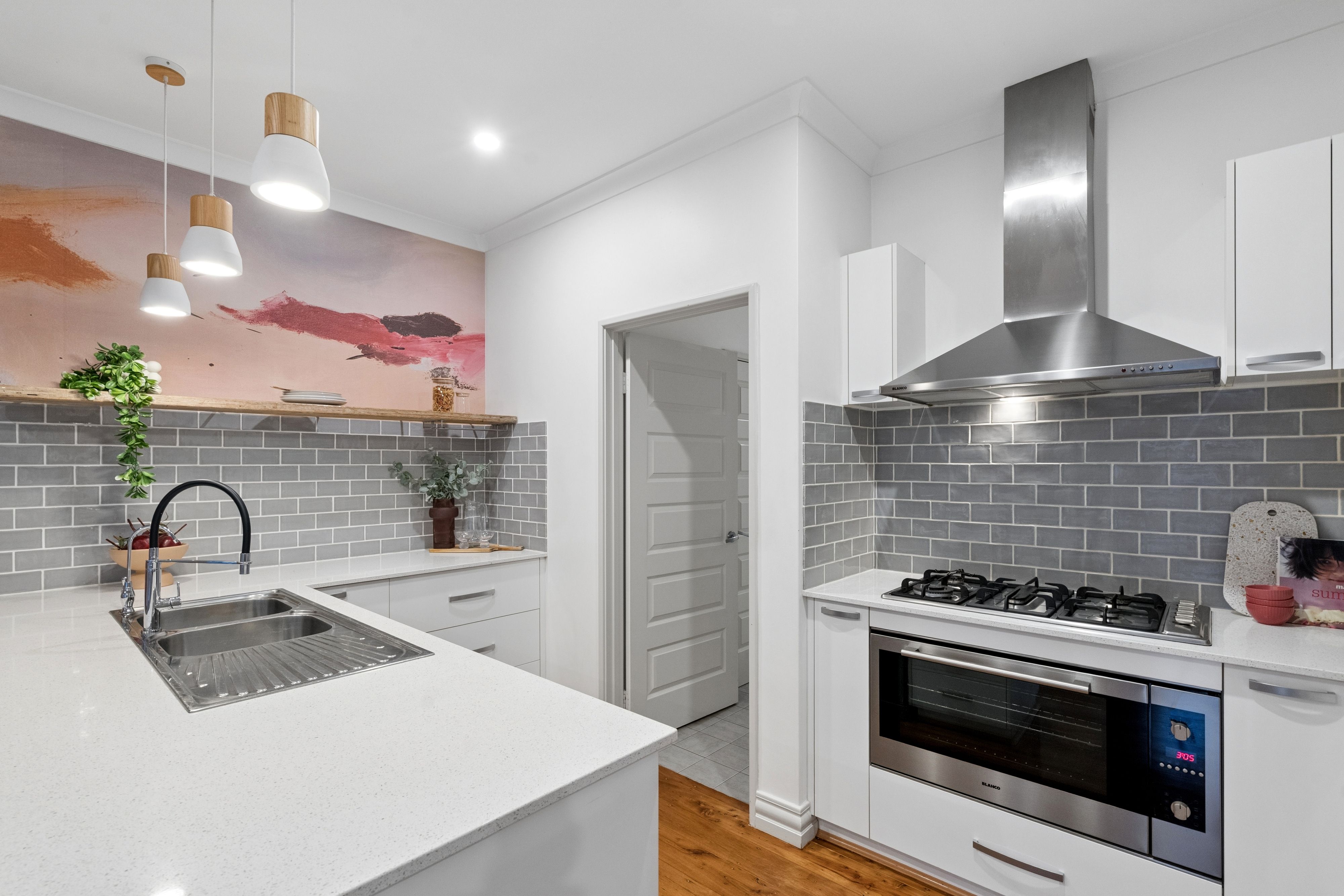 3/7 Marina Drive — photo 3 of 21