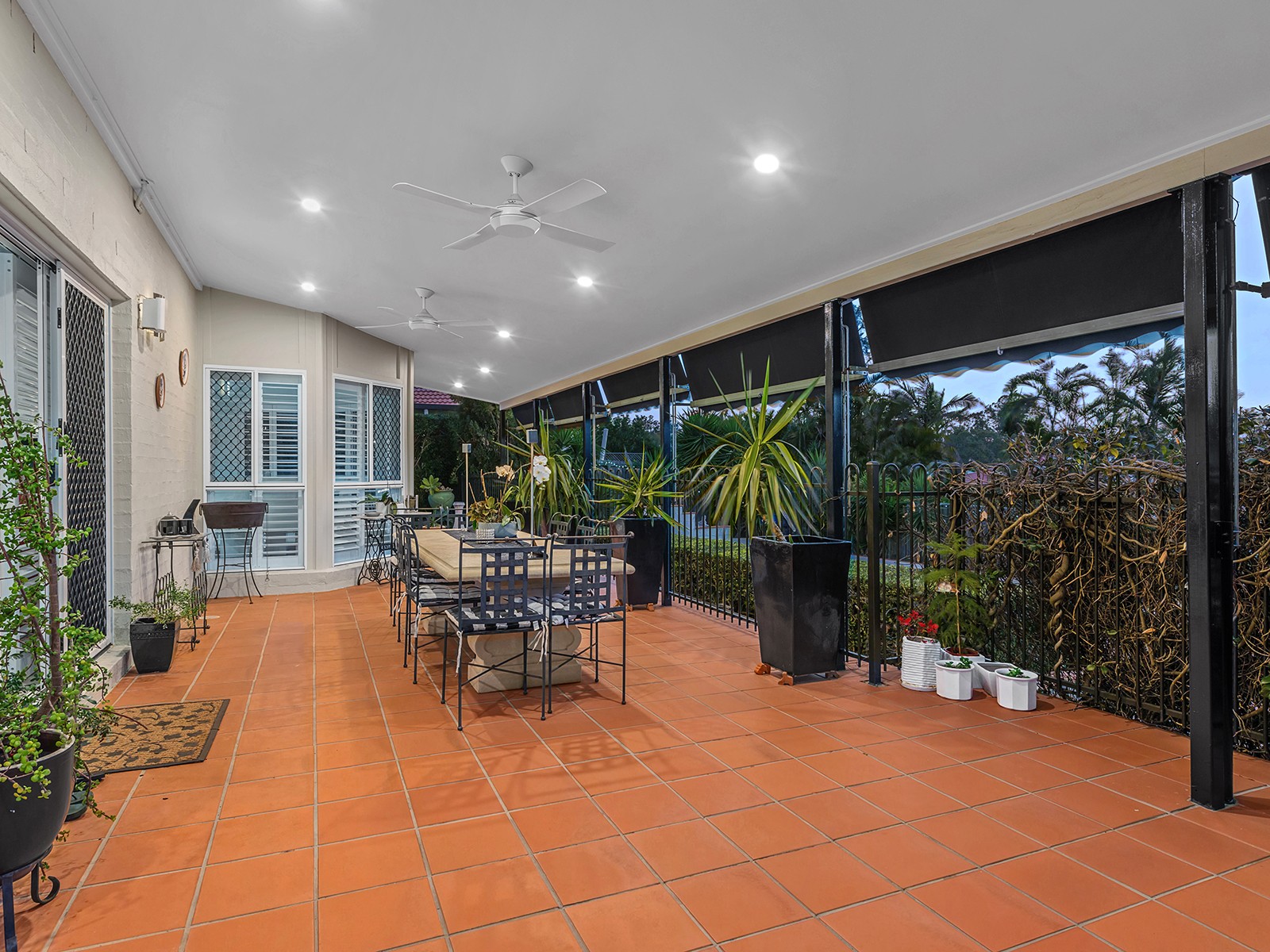 8 Knightsbridge Place, Bridgeman Downs, QLD 4035