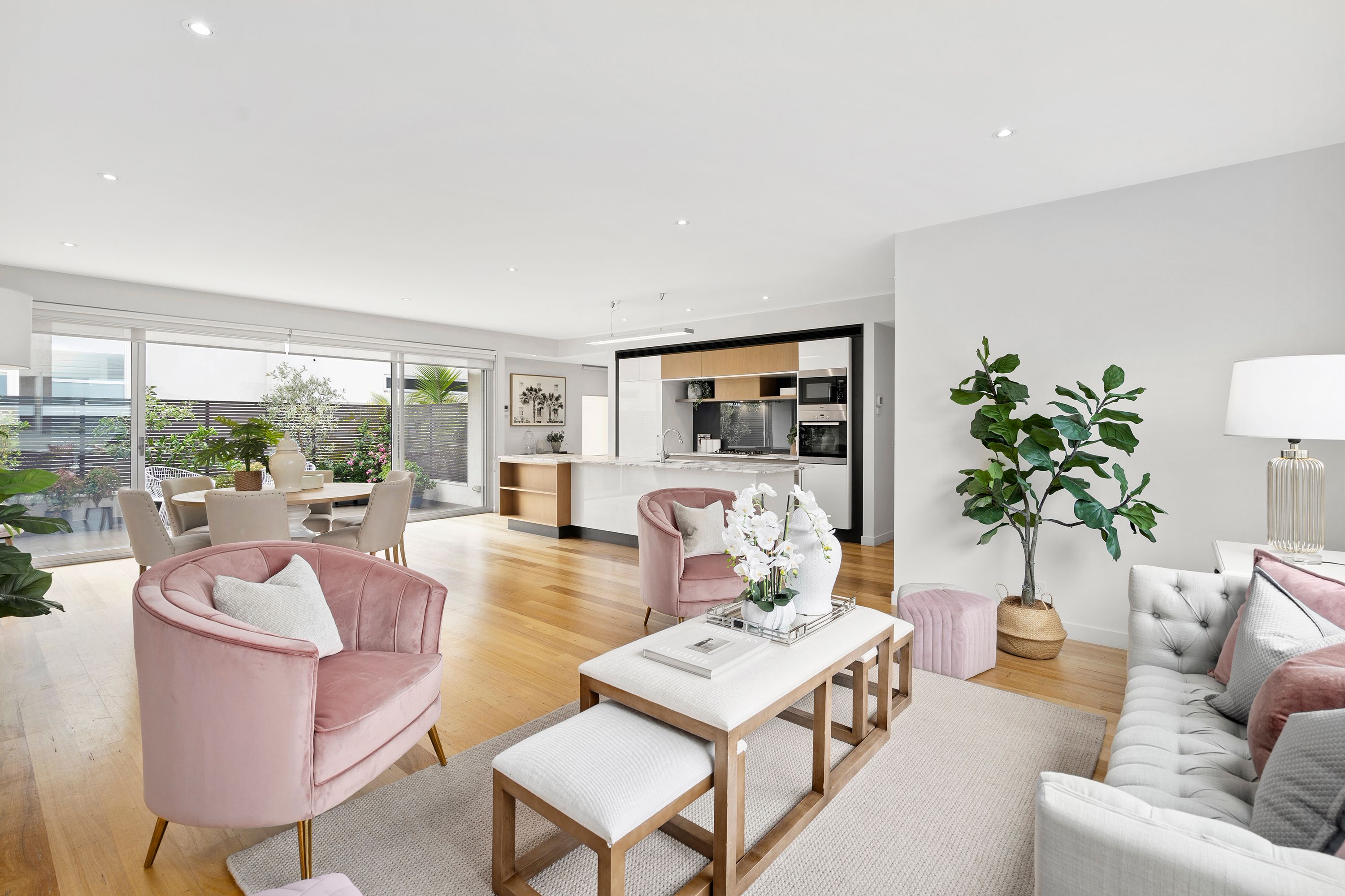 2/17 Peel Street, Kew VIC 3101