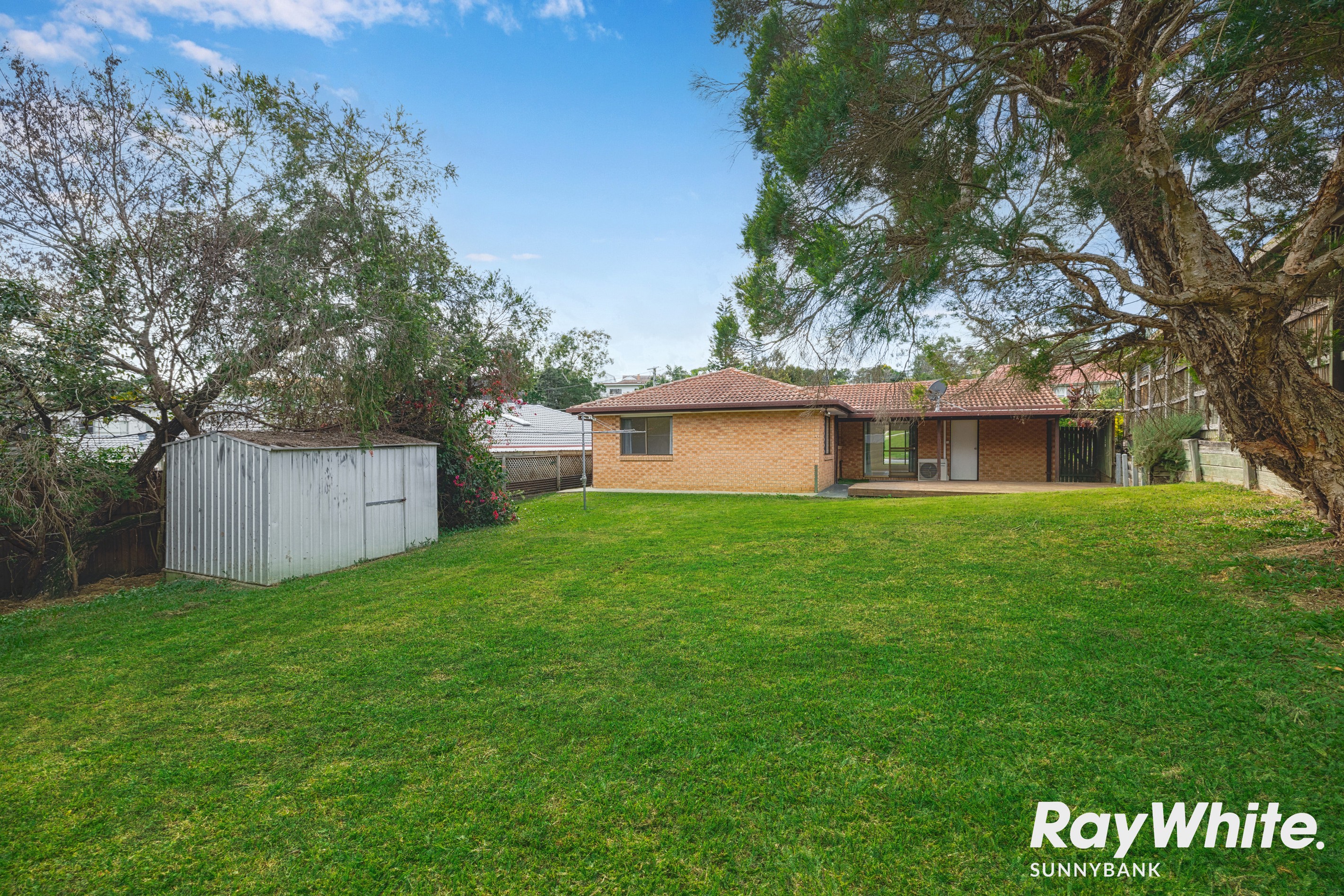 196 Ferguson Road, Seven Hills, QLD 4170
