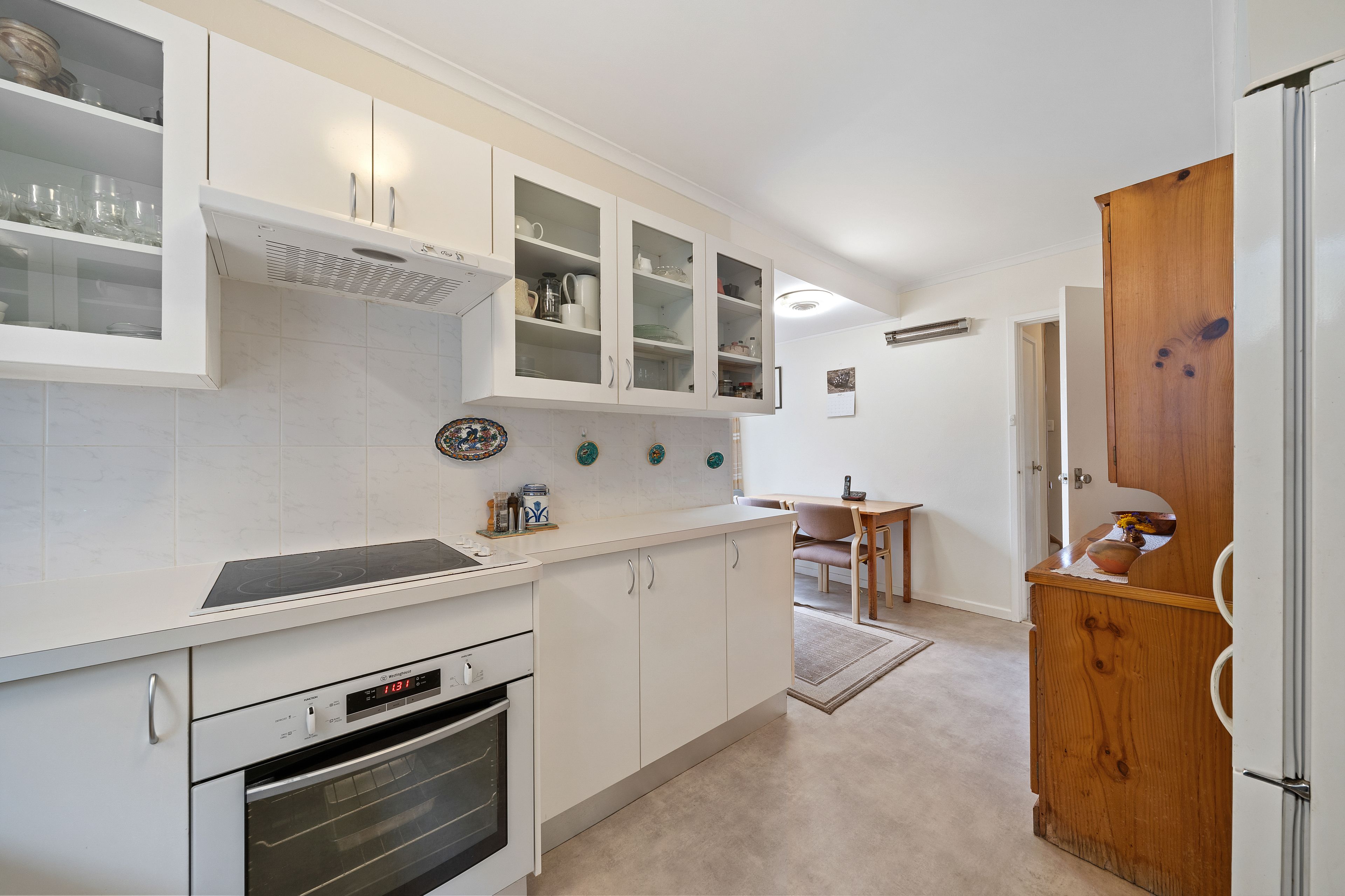 33 Lowrie Street — photo 4 of 20