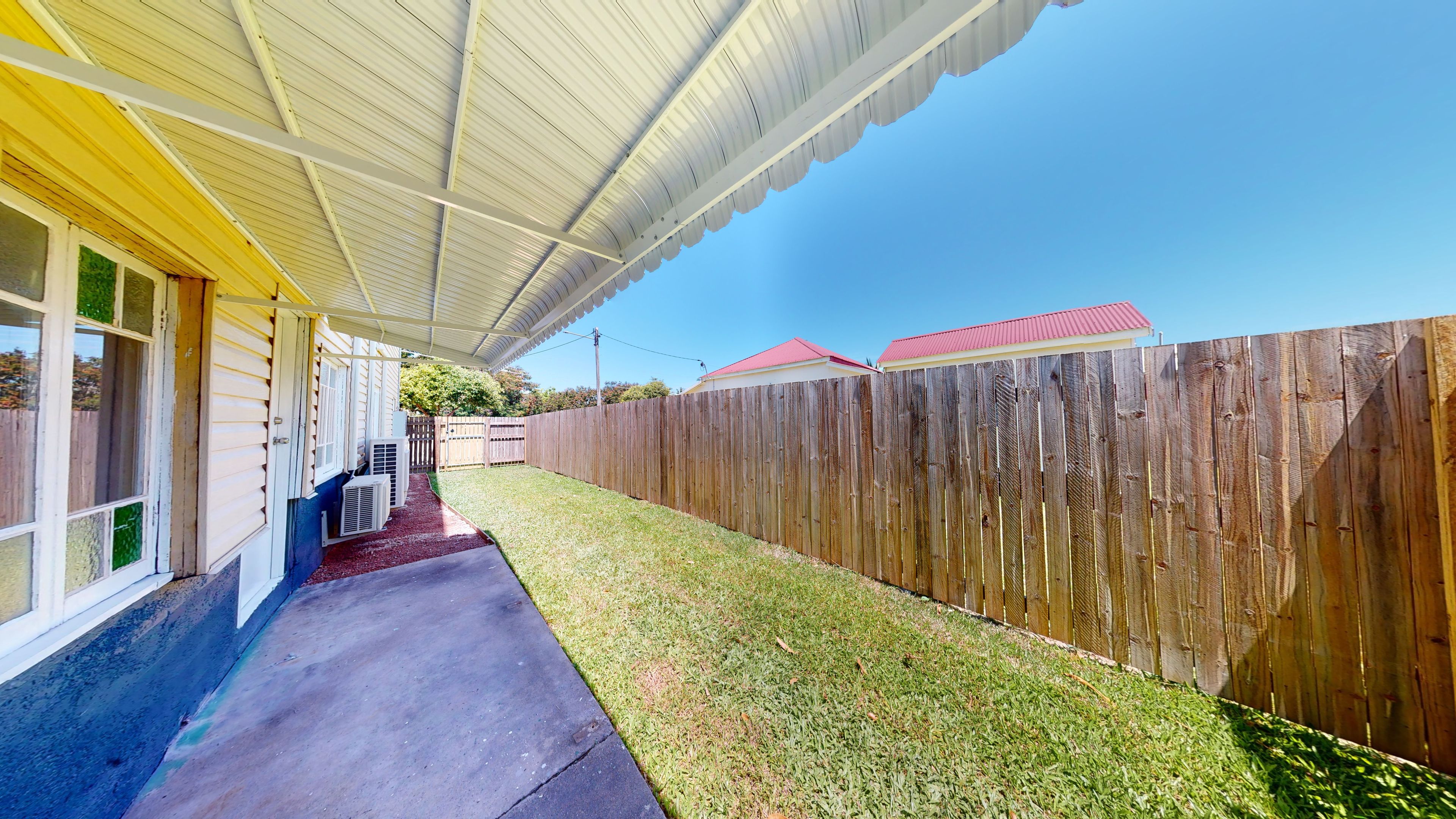 1/8 Church Street, West End, QLD 4810