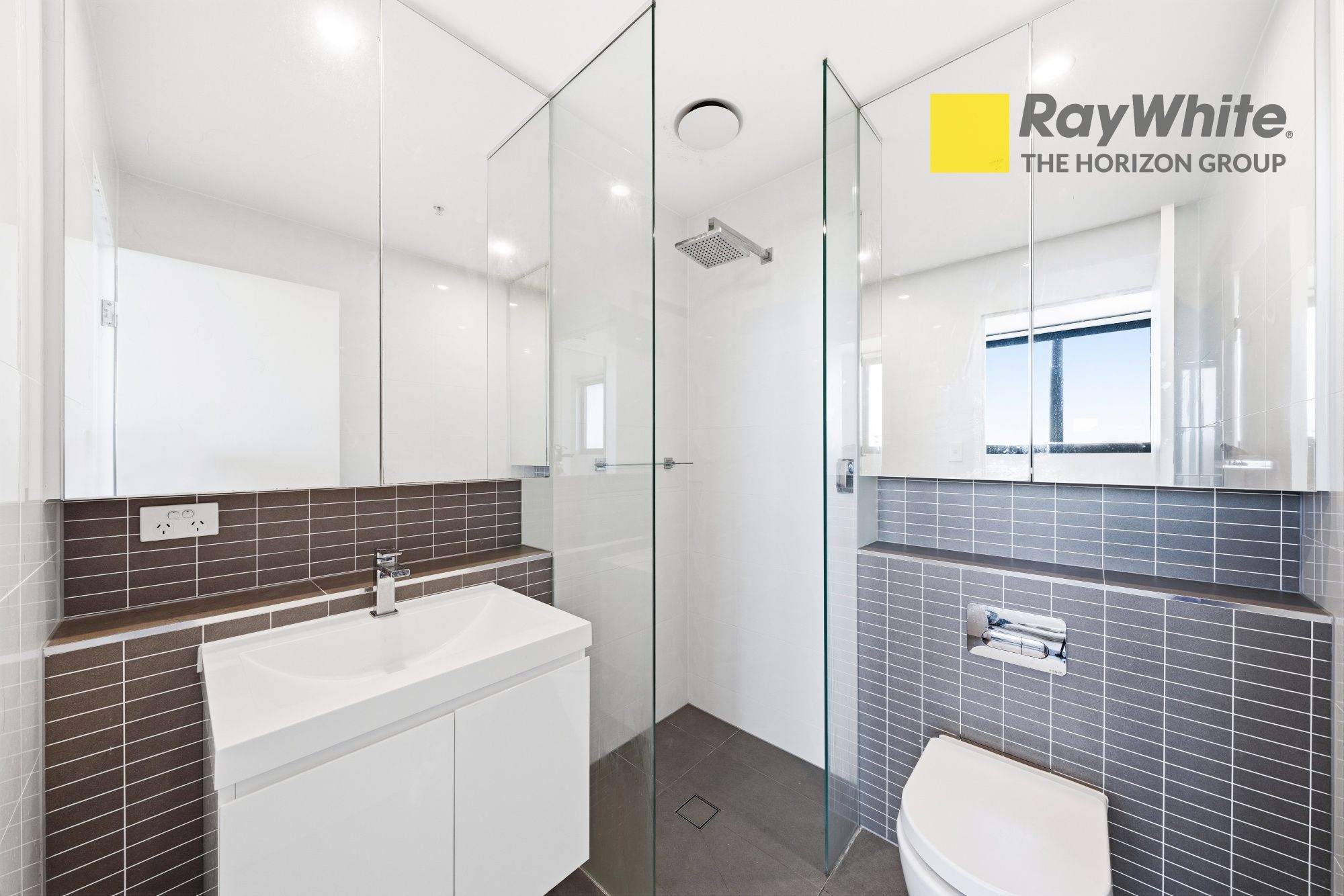 1007/10 Gertrude Street — photo 18 of 25