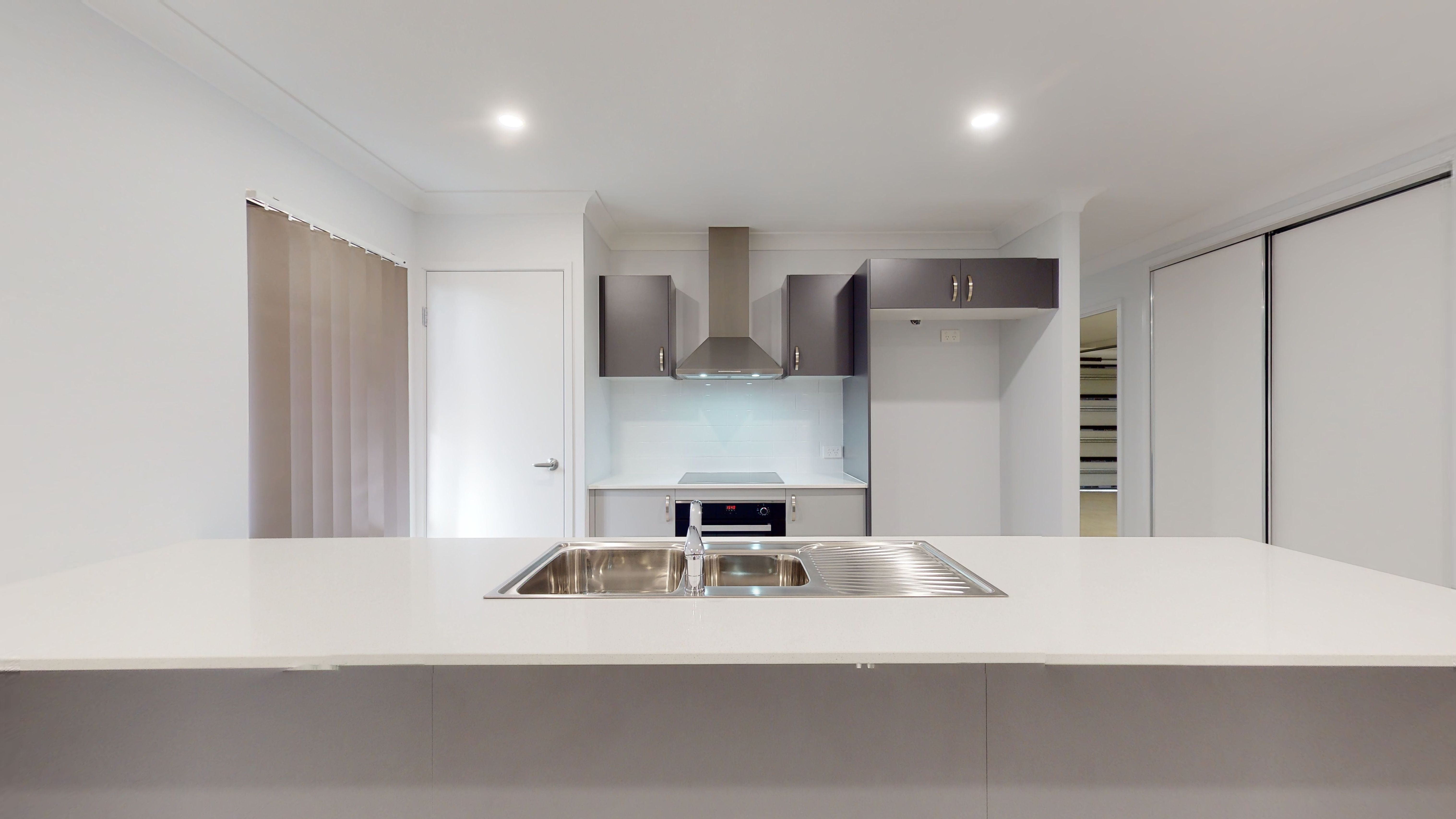 49 Buchanan Street, Mount Louisa, QLD 4814