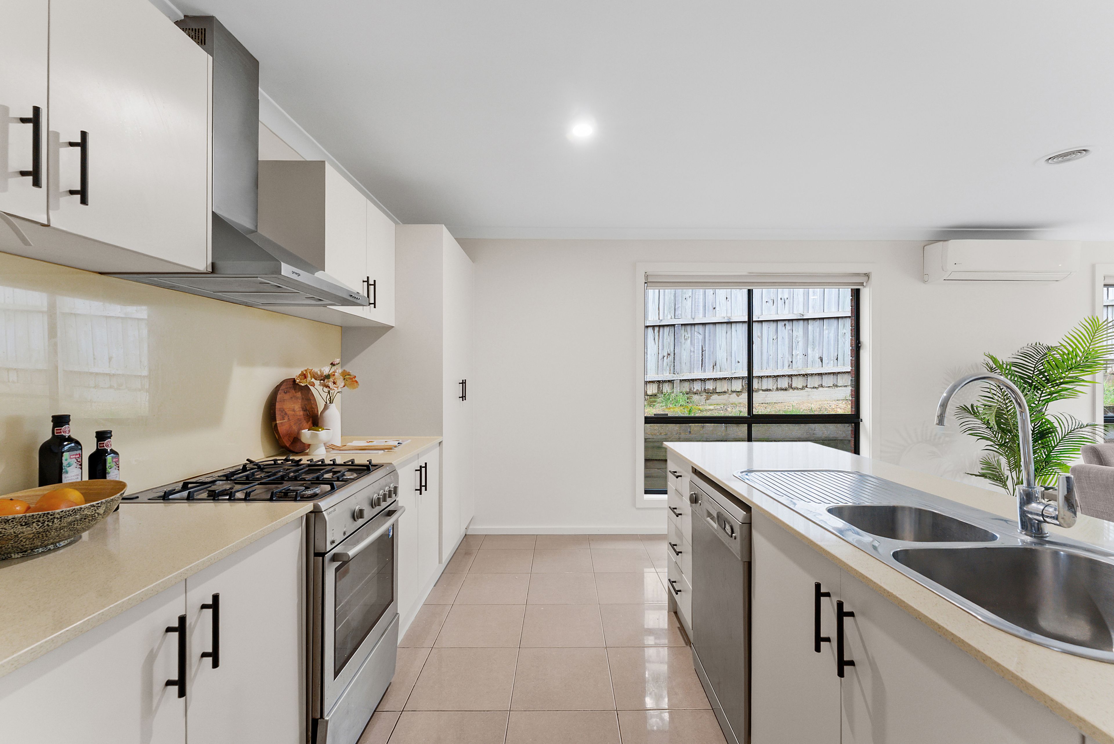 8 Boronia Avenue — photo 4 of 15