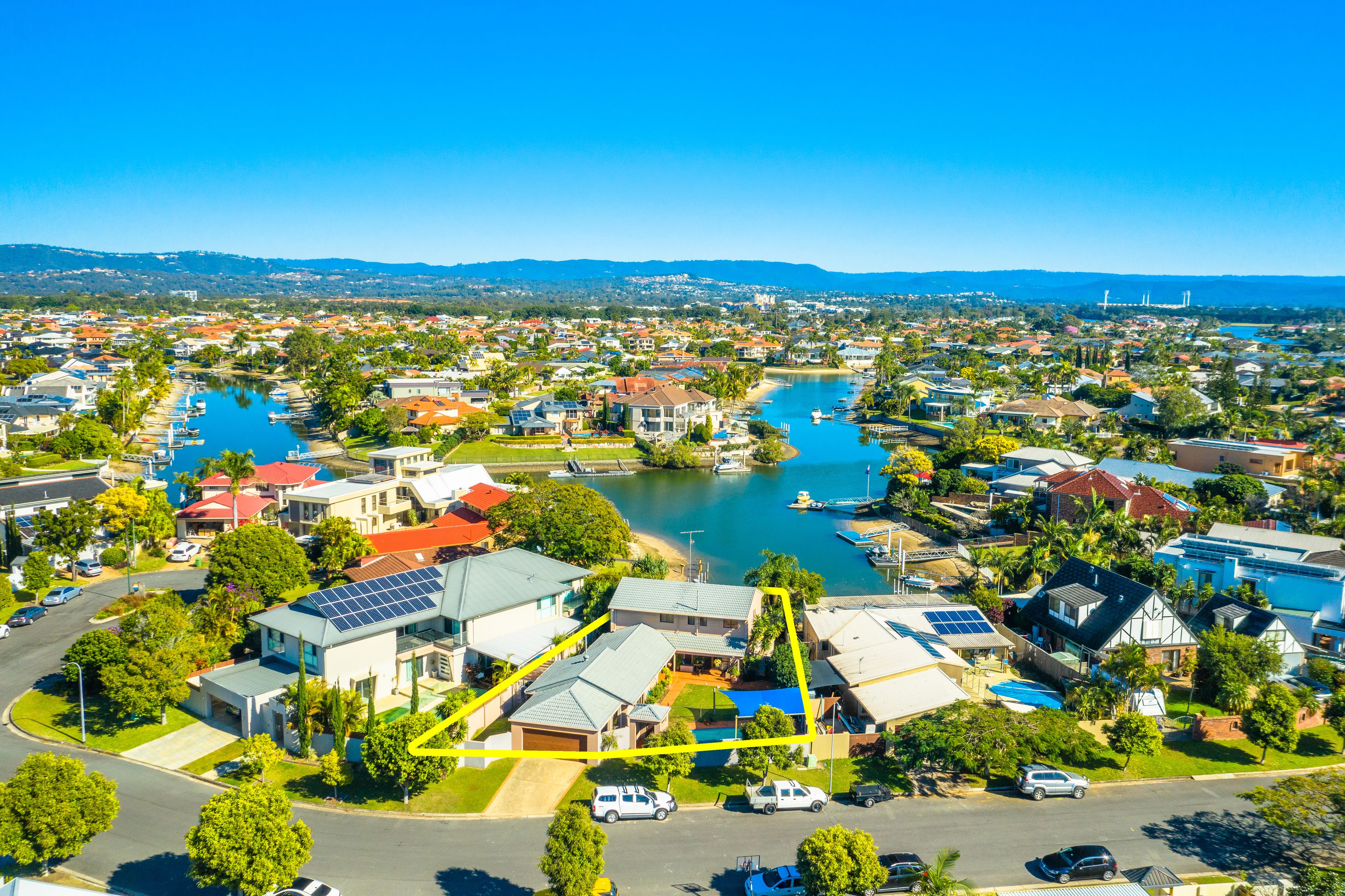 30 Blair Athol Crescent, Sorrento QLD 4217