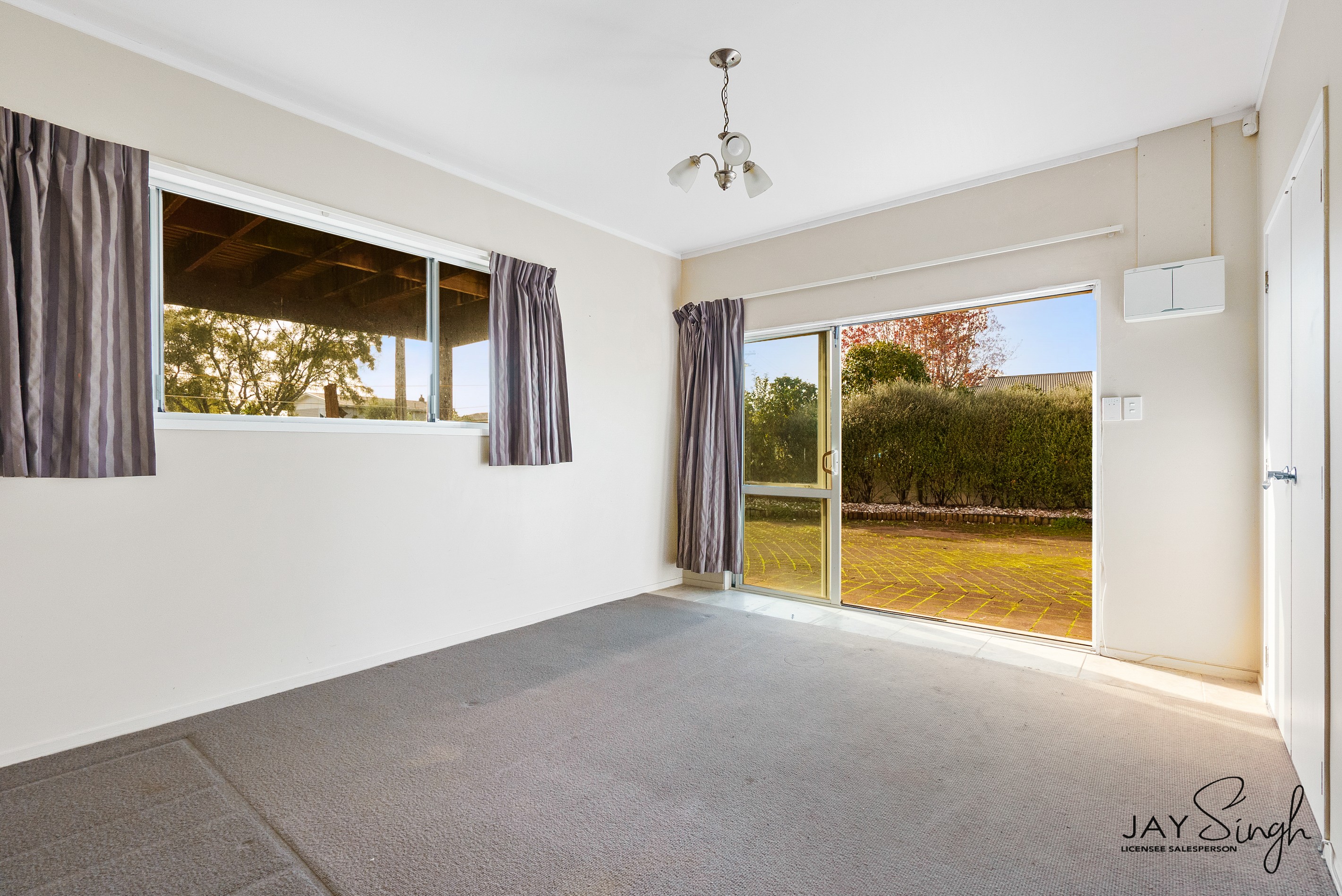 22 Banks Road, Kawakawa Bay, Manukau City