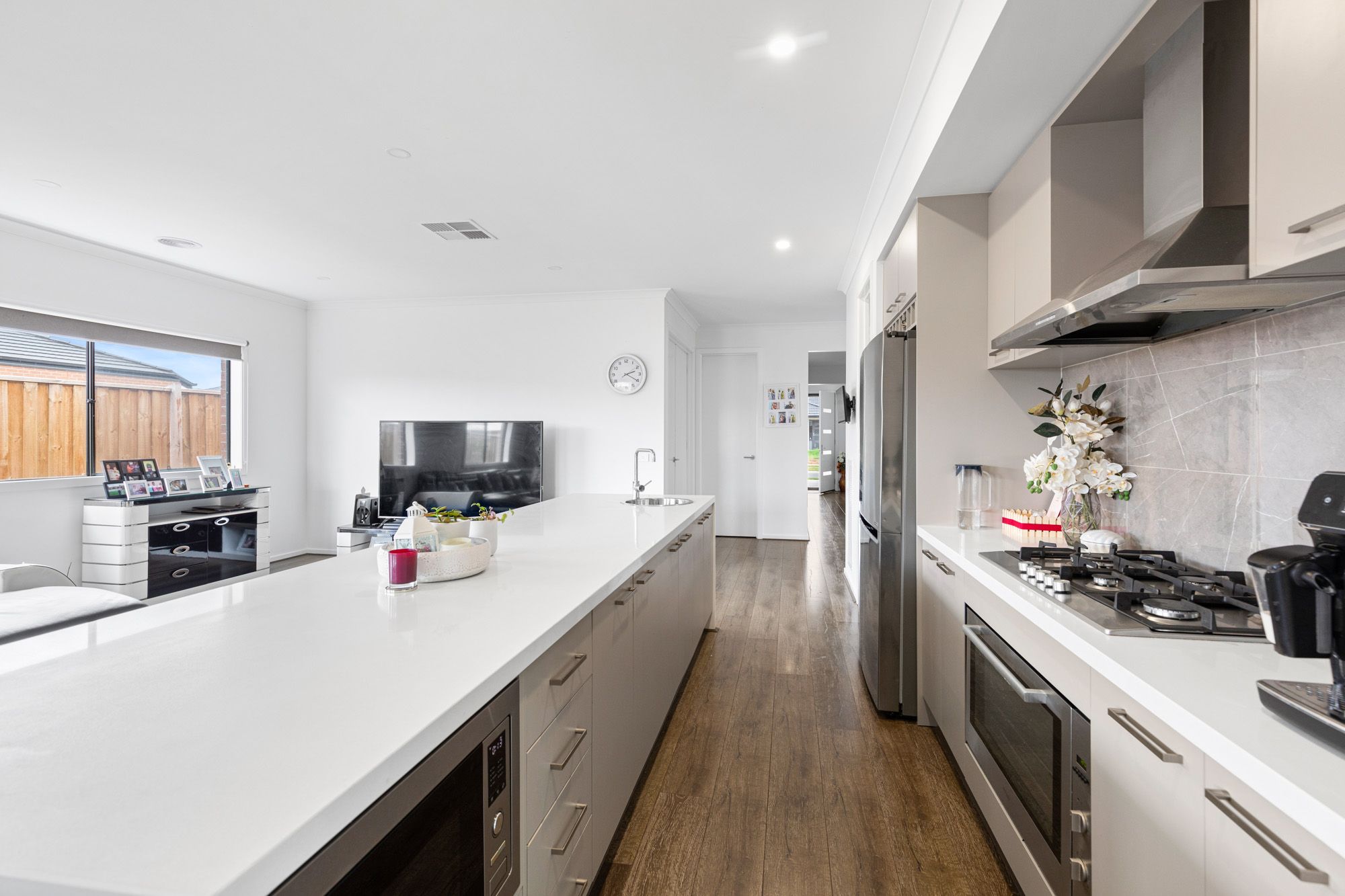 3 Jumps Street, MANOR LAKES, VIC 3024