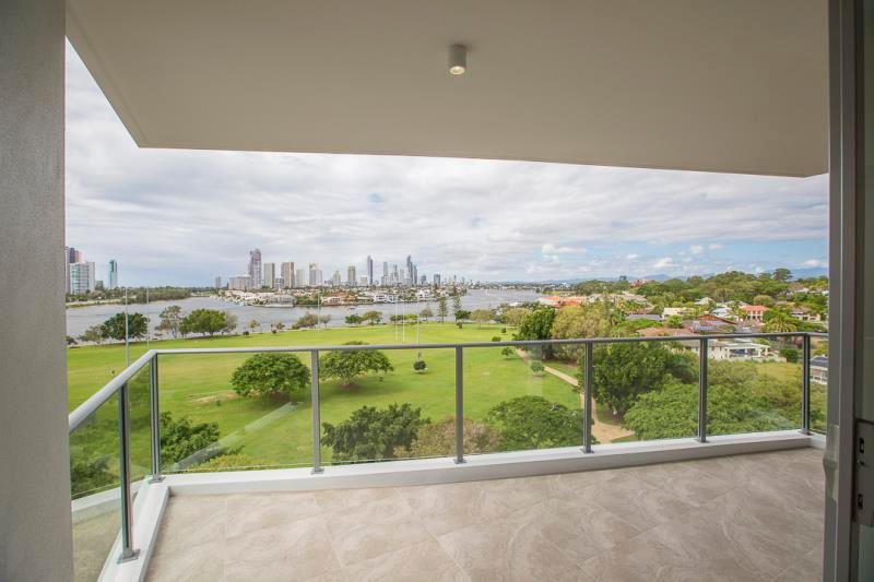 602/30 Brighton Parade, Southport, QLD 4215
