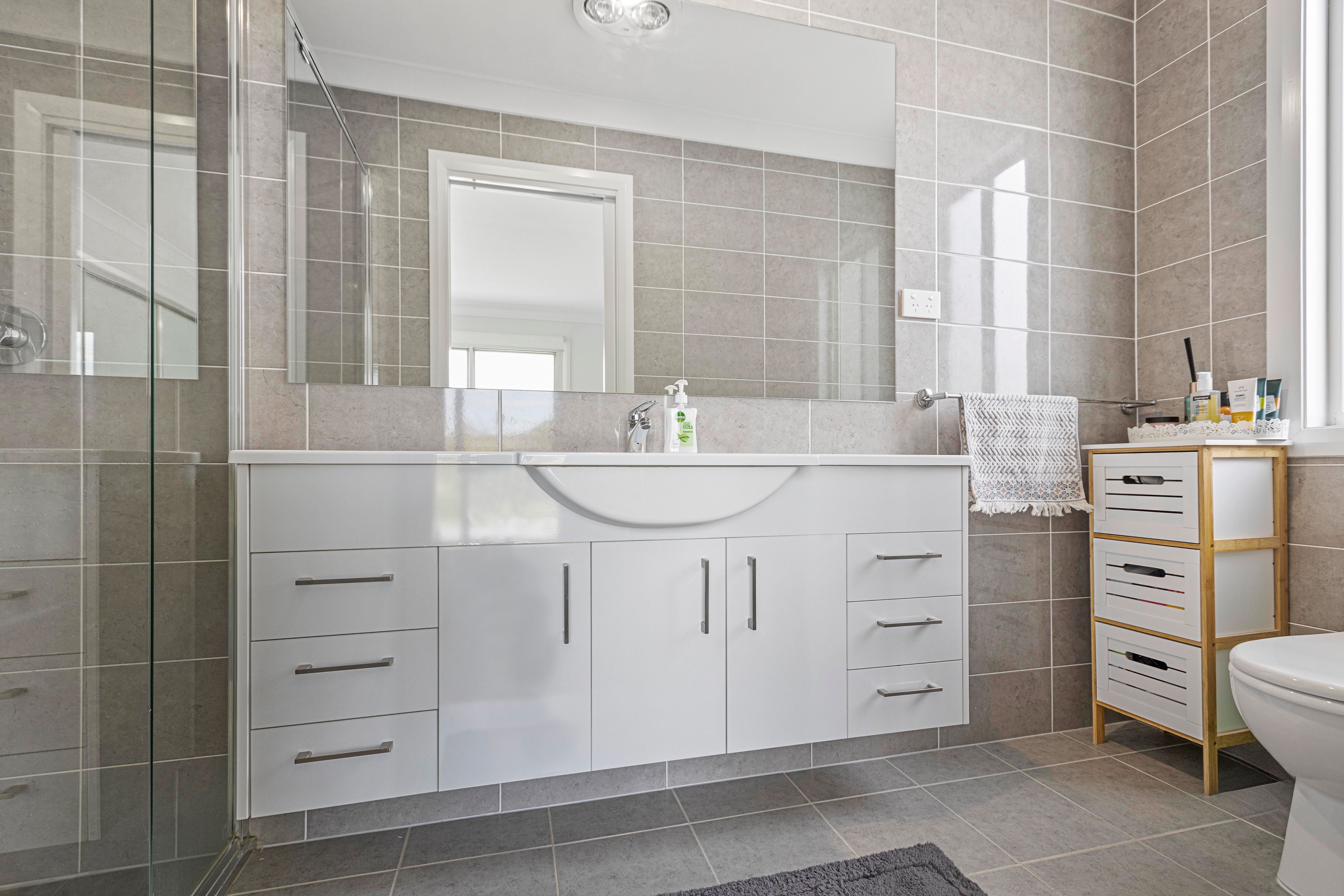 185 Greenwood Parkway, Jordan Springs, NSW