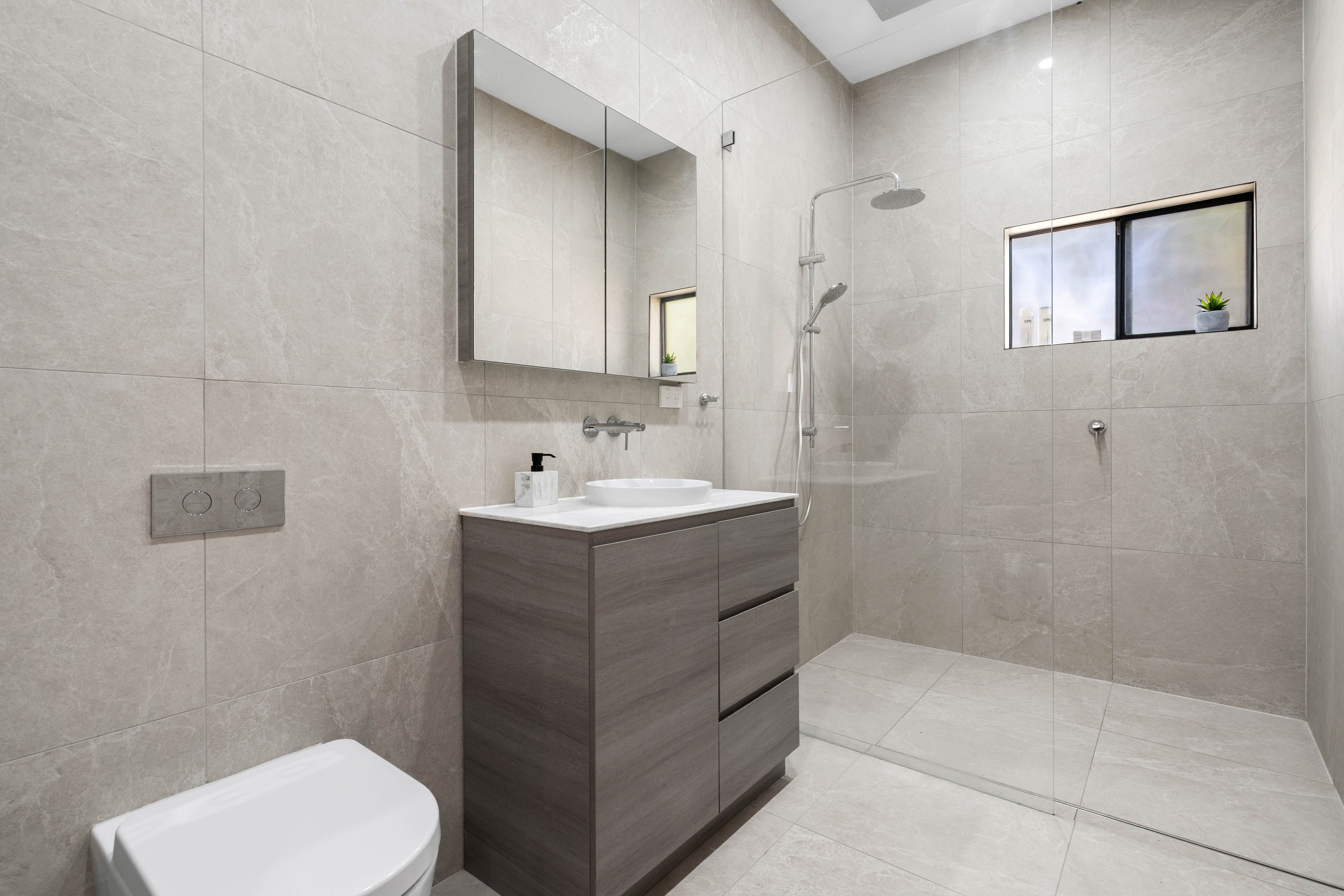 32 Scott Street — photo 9 of 11