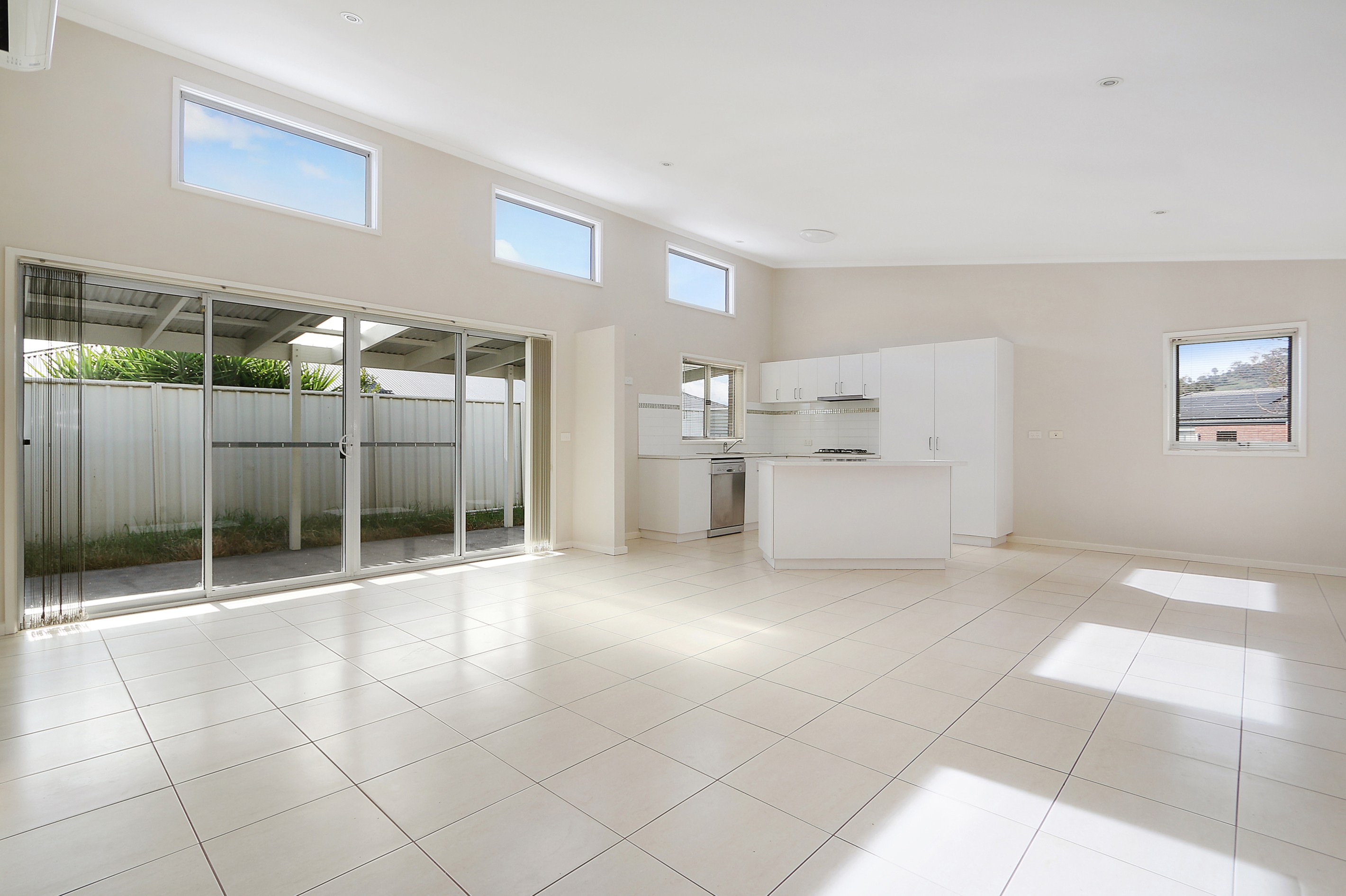 1/4 Mackenzie Crescent, Wodonga, VIC 3690